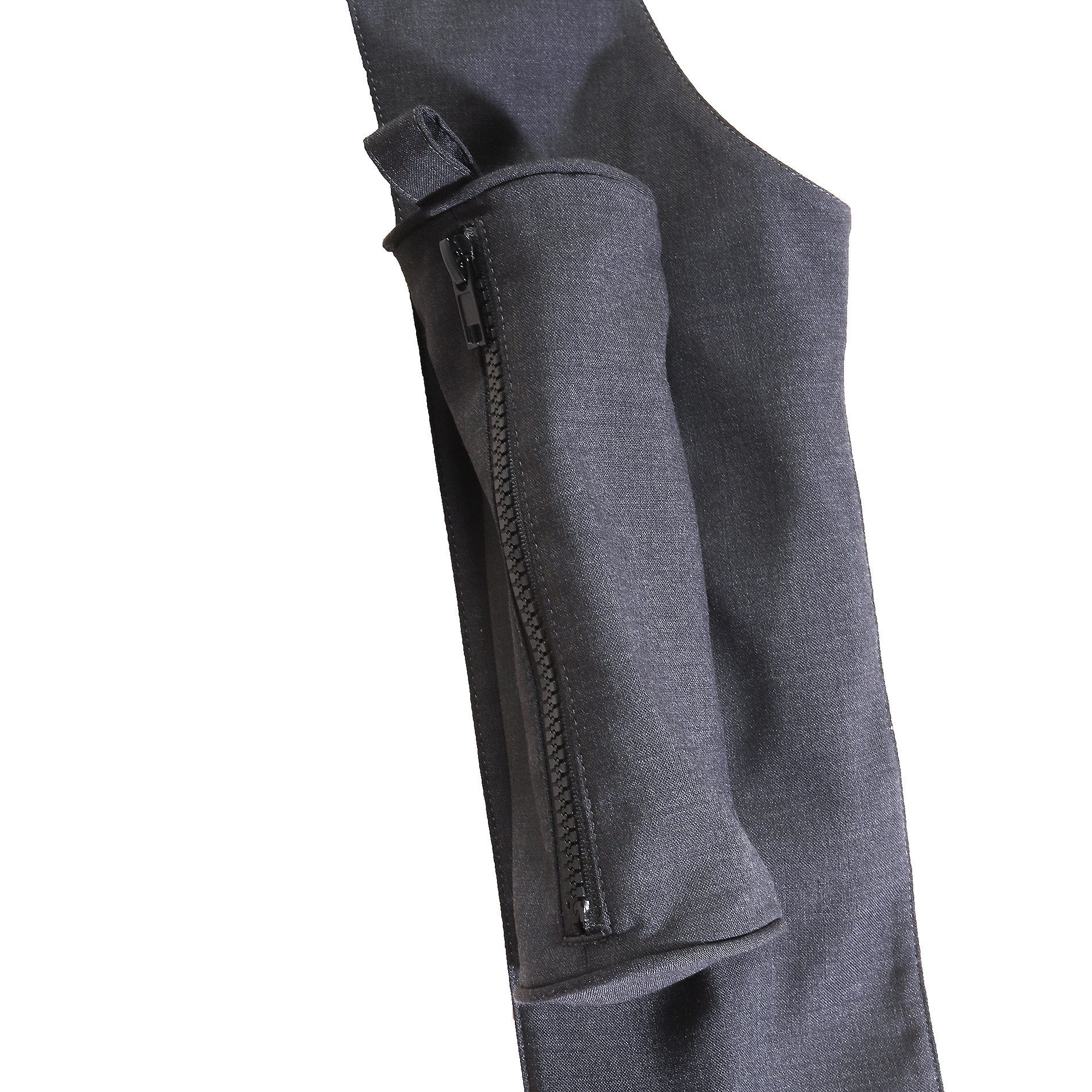 Louis Vuitton 2019 Restaurant Osaka Homme grey harness vest Size US M / EU 48-50 / 2 - 4 Thumbnail
