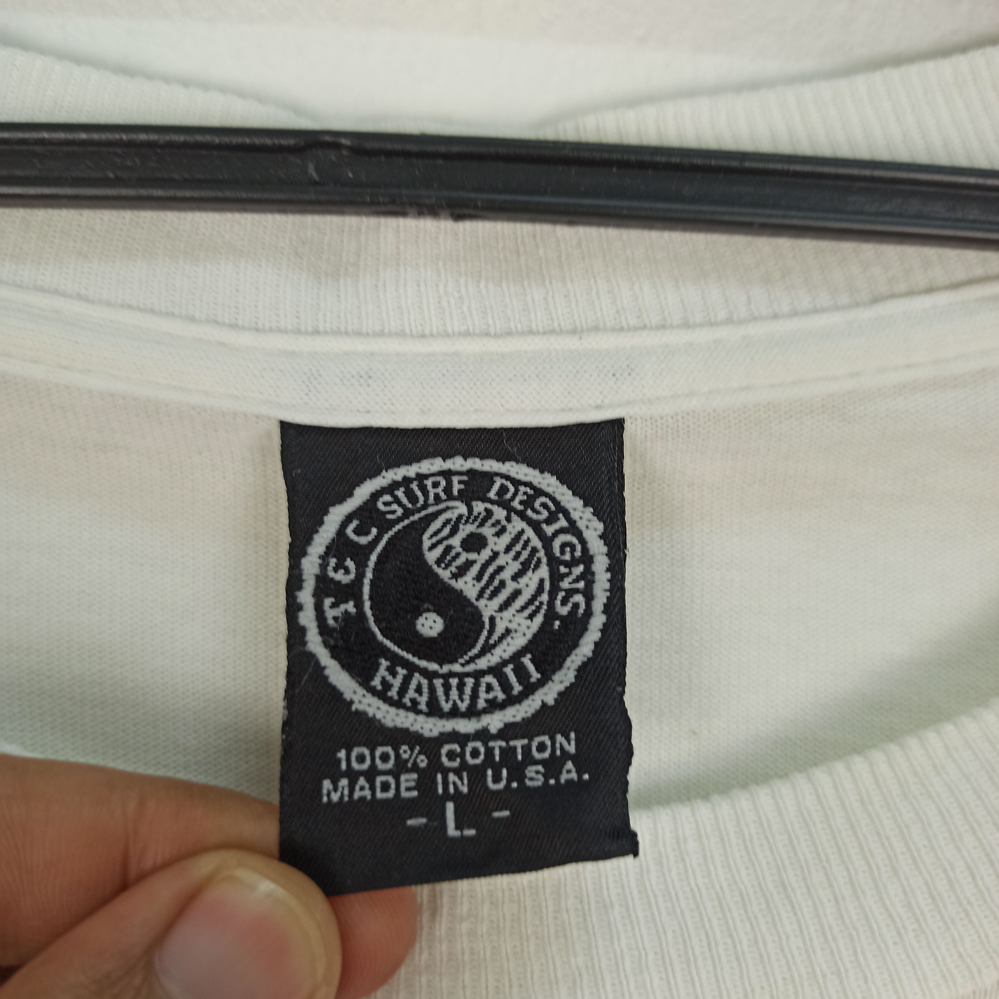 Vintage Vintage T&C Surf Designs Hawaii Tshirt Single Stitch Size US L / EU 52-54 / 3 - 10 Thumbnail
