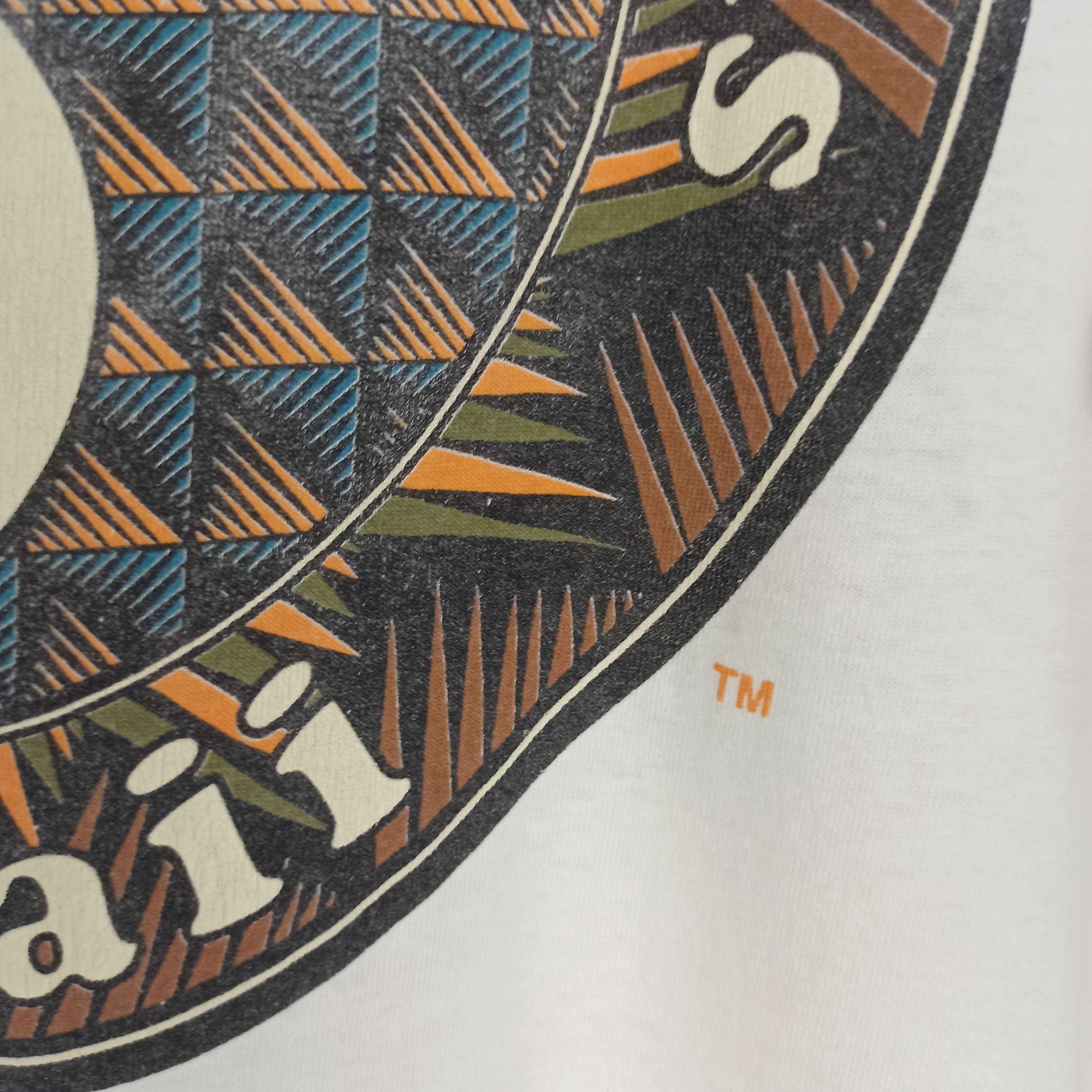 Vintage Vintage T&C Surf Designs Hawaii Tshirt Single Stitch Size US L / EU 52-54 / 3 - 4 Thumbnail