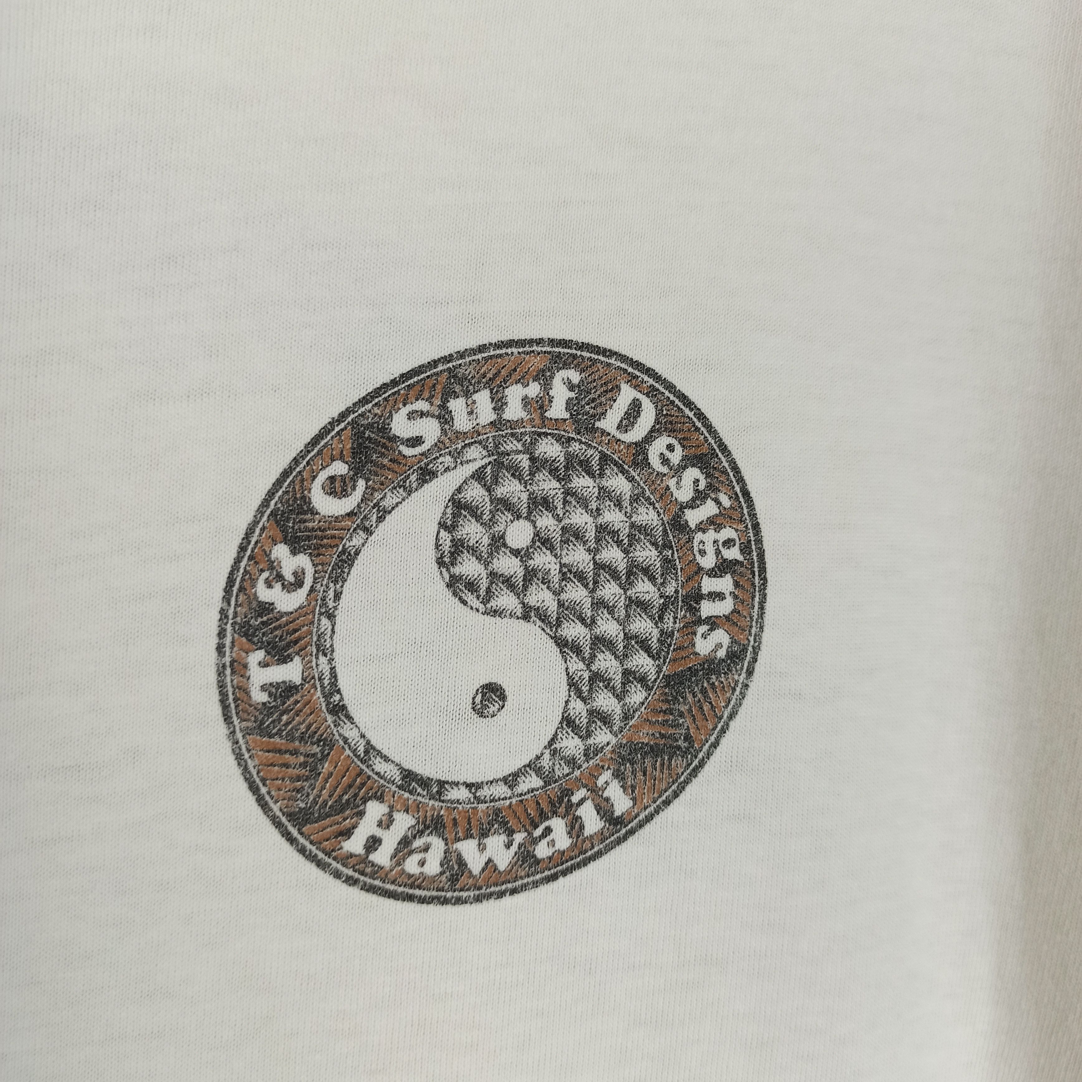 Vintage Vintage T&C Surf Designs Hawaii Tshirt Single Stitch Size US L / EU 52-54 / 3 - 7 Thumbnail