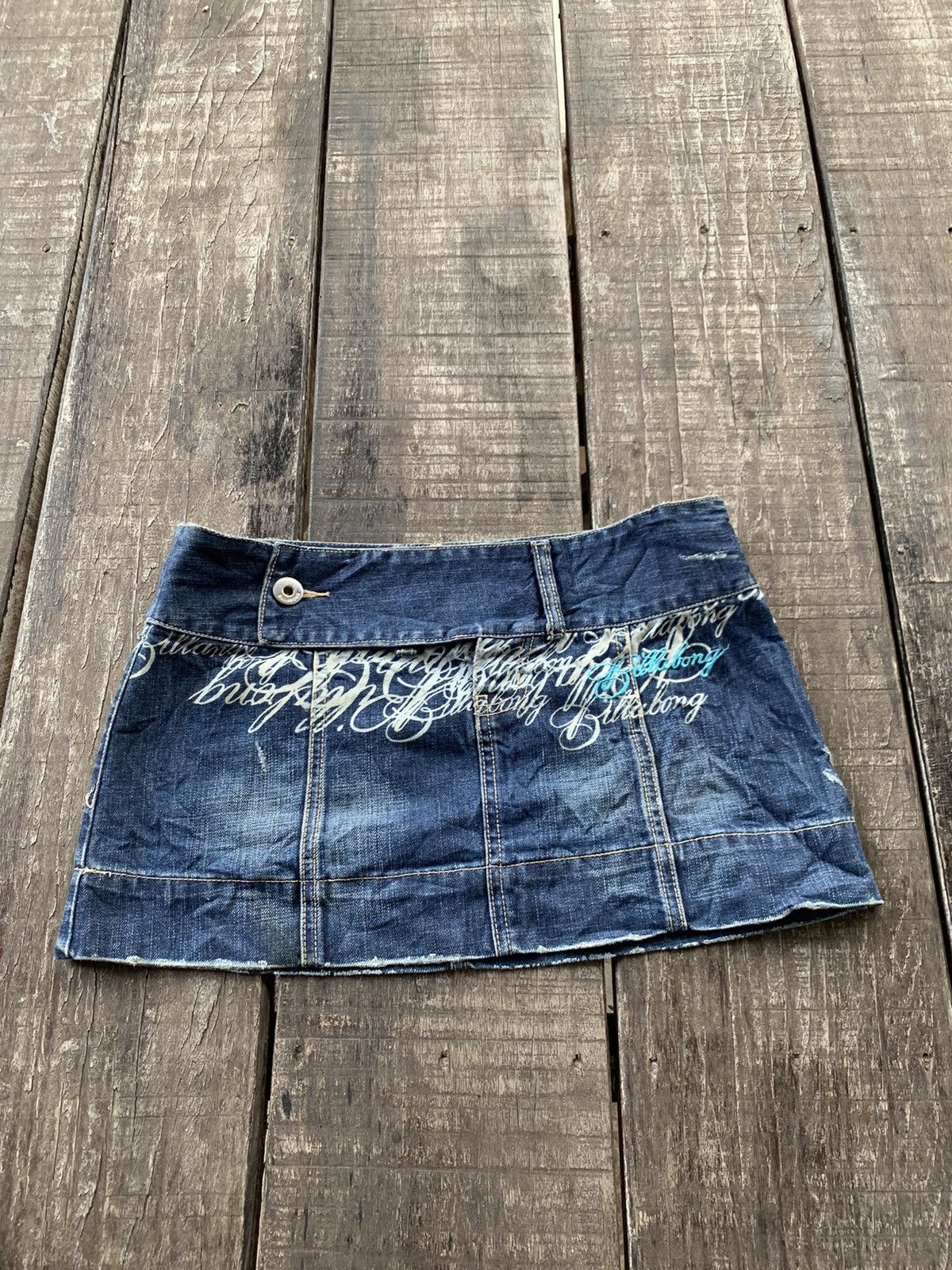 Billabong Billabong mini skirt nice design Size 30" / US 8 / IT 44 - 1 Thumbnail