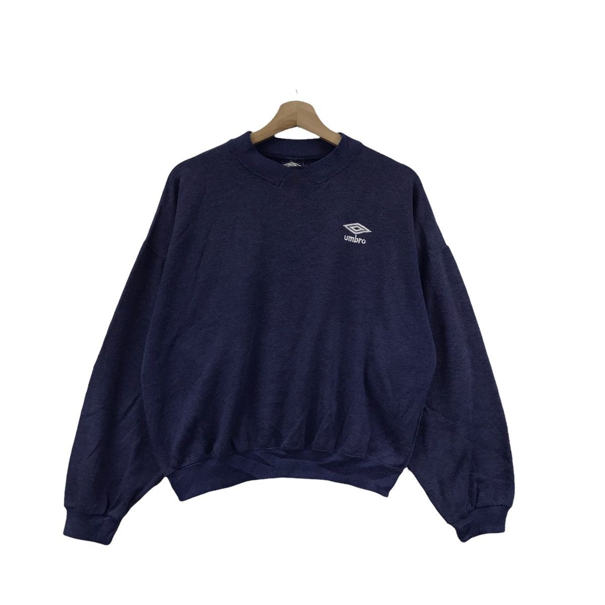 Umbro Vintage UMBRO ENGLAND Embroidered Sportswear Blue Sweatshirt Size US M / EU 48-50 / 2 - 1 Thumbnail