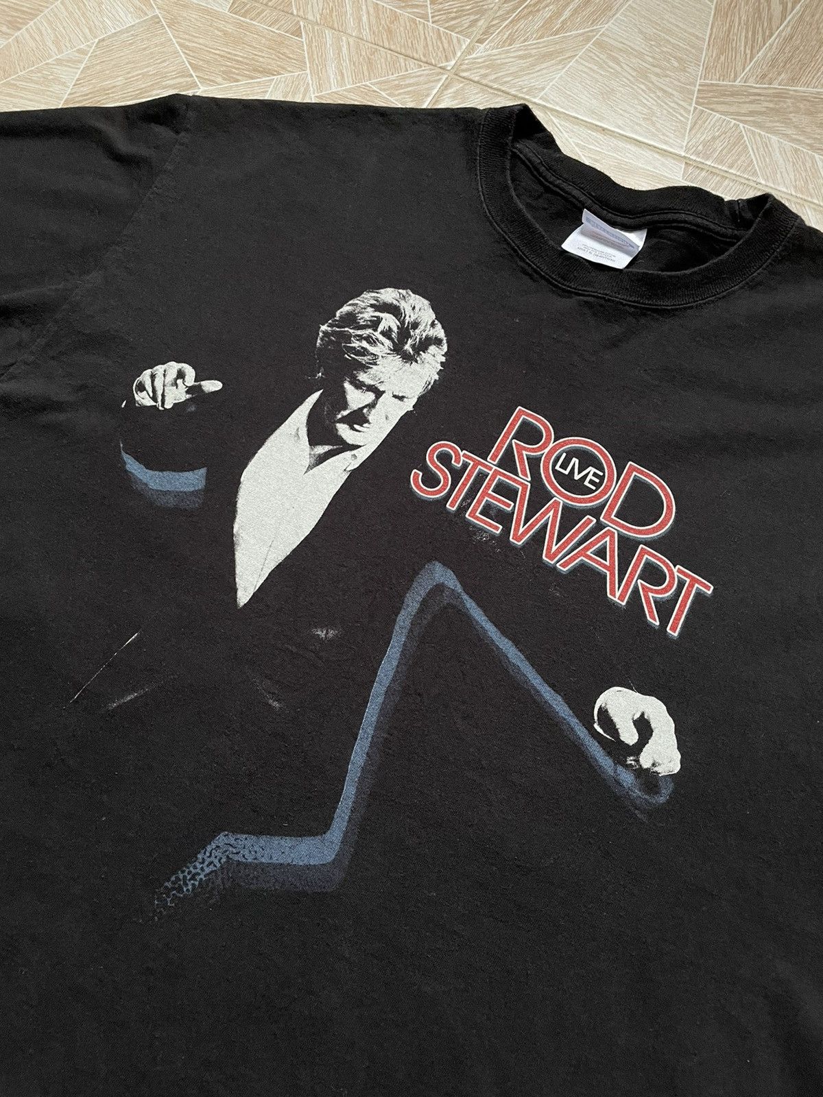 Band Tees × Vintage Vintage Rod Stewart Live Las Vegas Rare Print Tee Shirt Size US XL / EU 56 / 4 - 3 Thumbnail