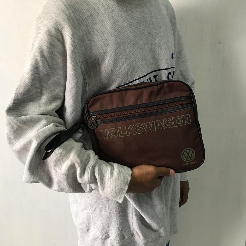 Japanese Brand Volkswagen clutch bag Size ONE SIZE - 10 Thumbnail