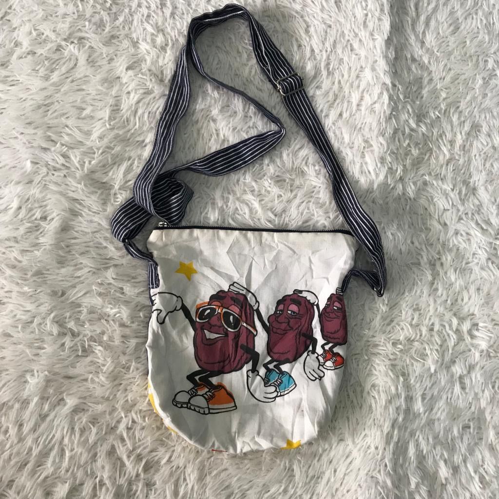 Other Rare design sling bag Size ONE SIZE - 2 Thumbnail
