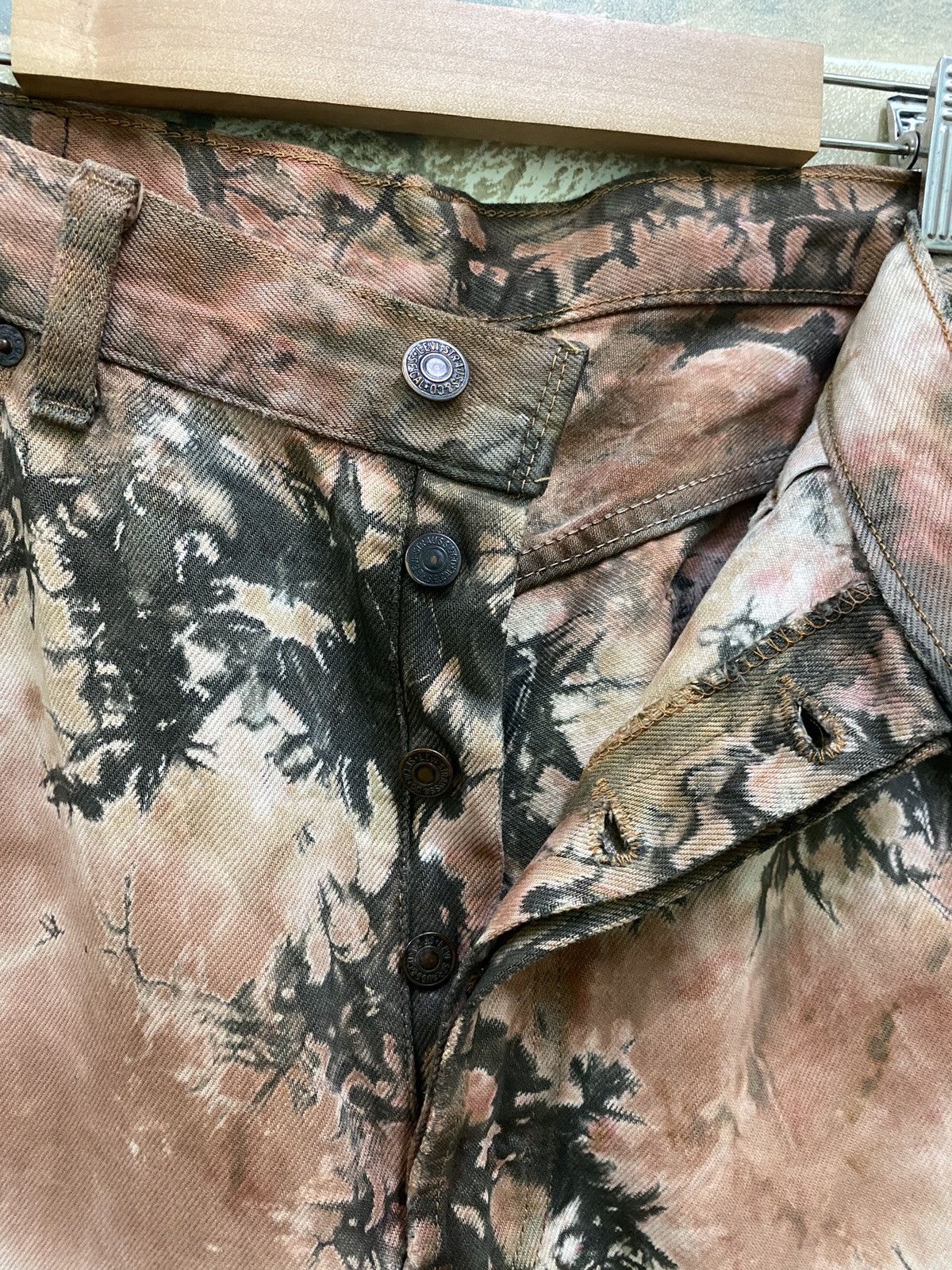 Levi's × Vintage Vintage Levi's 501 Tye Dye Crumple Smoked Denim Jeans Size US 34 / EU 50 - 9 Thumbnail