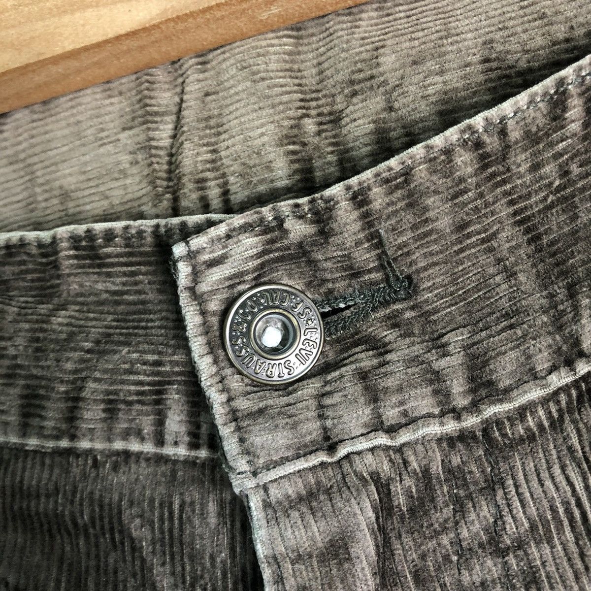 Levi's DLL Levi’s Corduroy Dark Brown Denim Pants #c116 Size US 35 - 4 Thumbnail