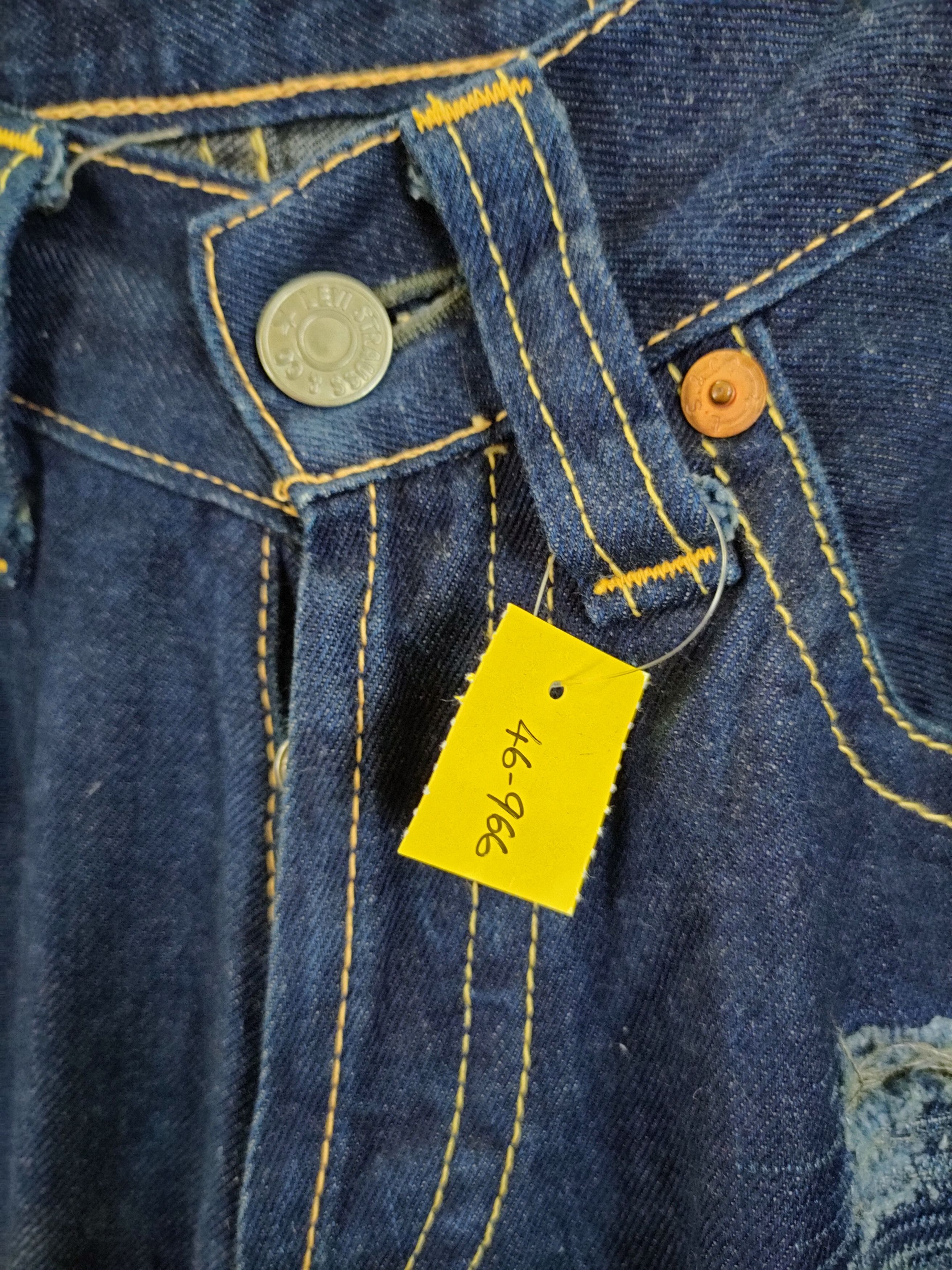 Levi's D Levis Distressed denim buckle back jeans #46-966 Size US 30 / EU 46 - 4 Thumbnail