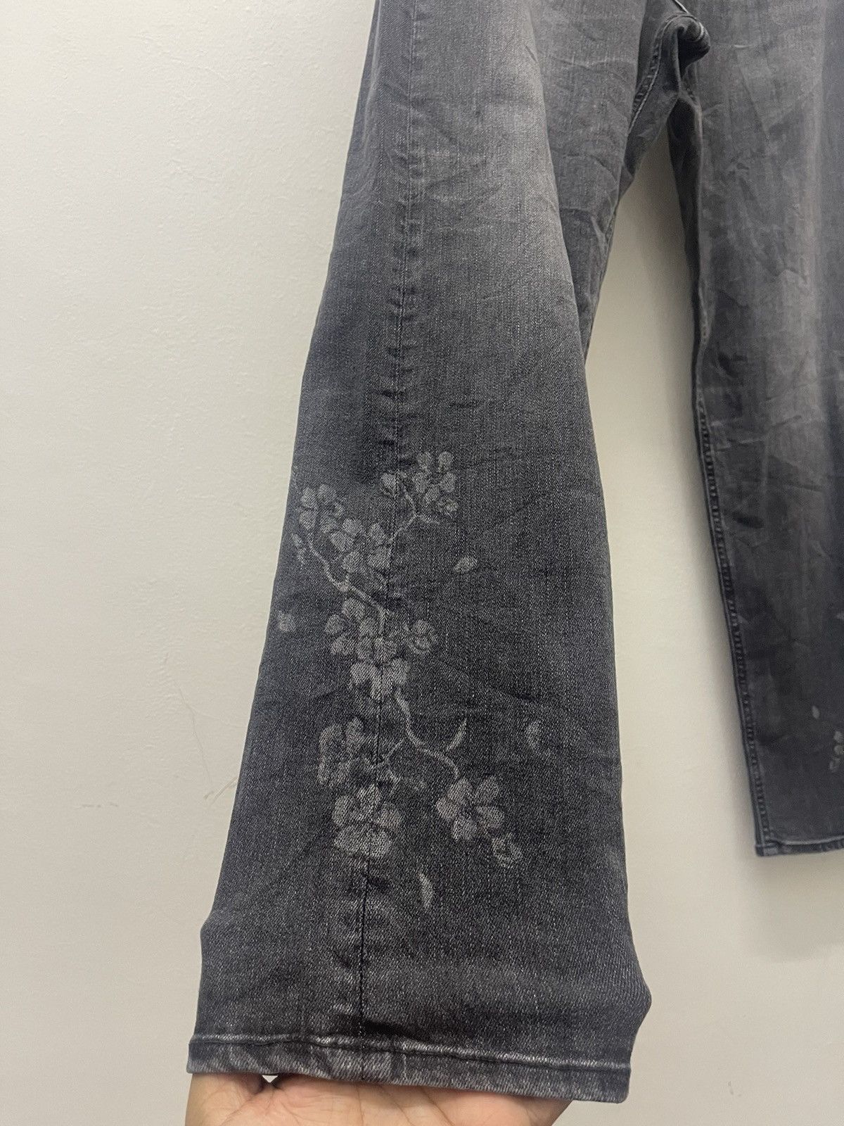 Vanquish Rare Vintage VANQUISH Shibuya Tokyo Flora Art Stretch Size US 28 / EU 44 - 2 Thumbnail