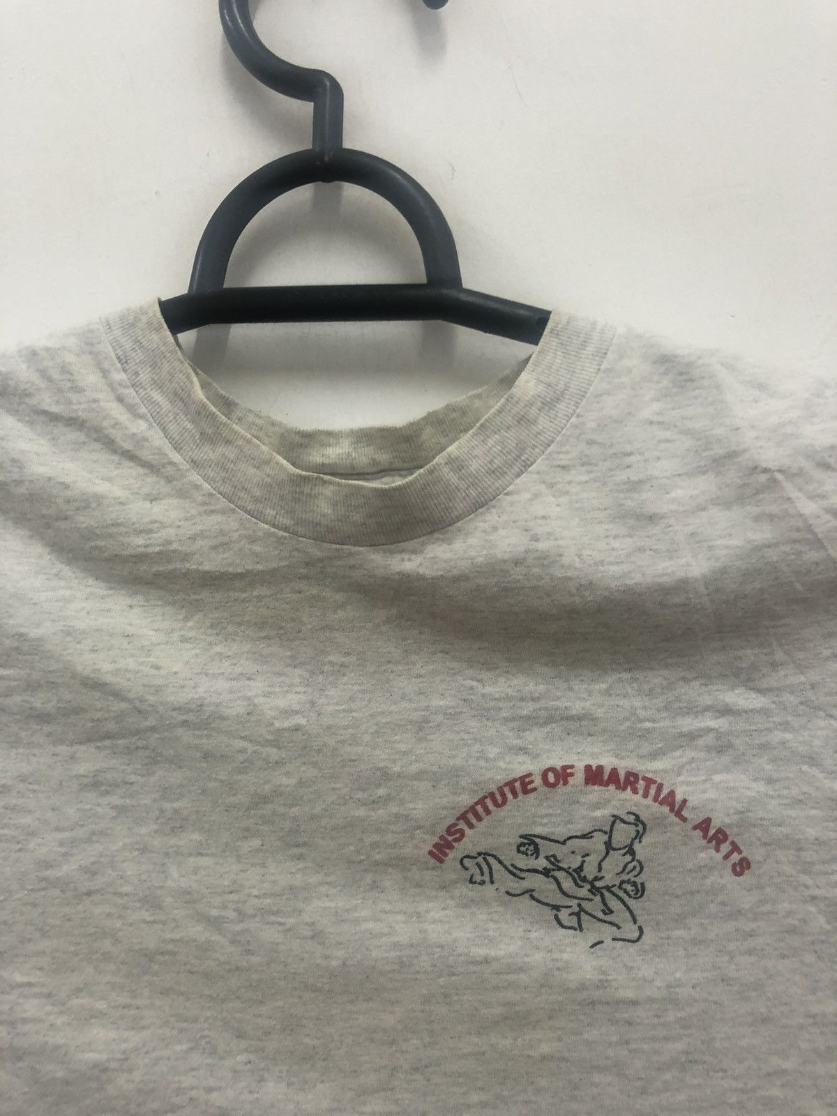 Hanes Rare Vintage INSTITUTE OF MARTIAL ARTS Thrashed Tee Size US L / EU 52-54 / 3 - 4 Thumbnail