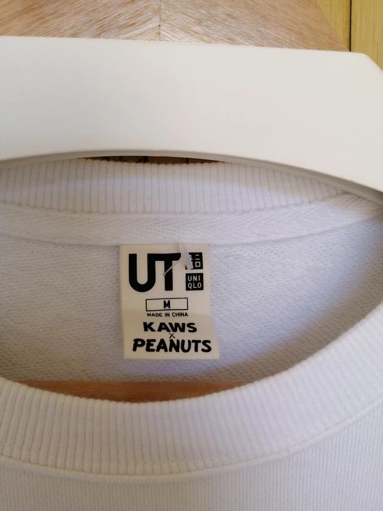 Kaws × Uniqlo KAWS x PEANUTS x UT Crewneck Size US M / EU 48-50 / 2 - 4 Thumbnail