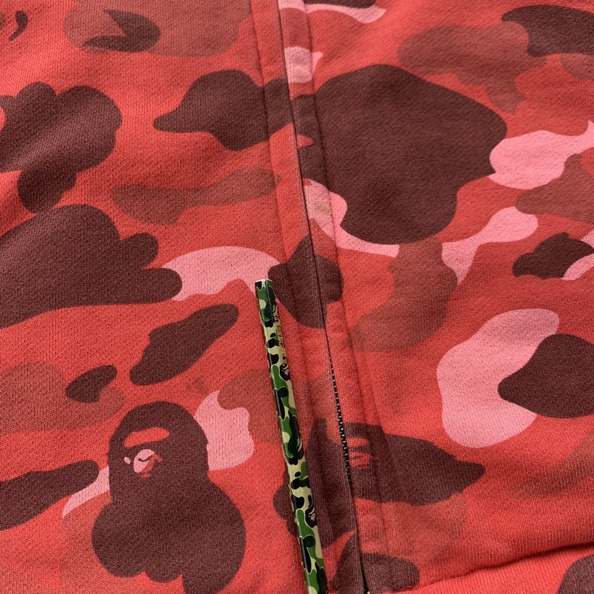 Bape × Nigo 2006 Color Camo Reversible Hoodie Jacket Size US M / EU 48-50 / 2 - 13 Thumbnail