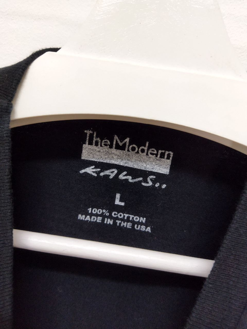 Kaws The Modern KAWS Where The End Starts Tshirt Size US L / EU 52-54 / 3 - 3 Thumbnail