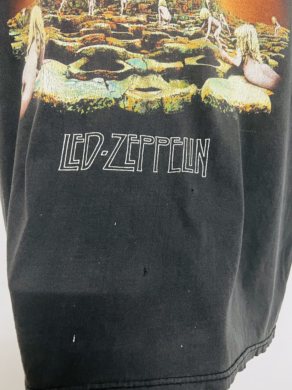 Band Tees Vintage Led Zeppelin Houses Of The Holy Album Tee Size US L / EU 52-54 / 3 - 5 Thumbnail