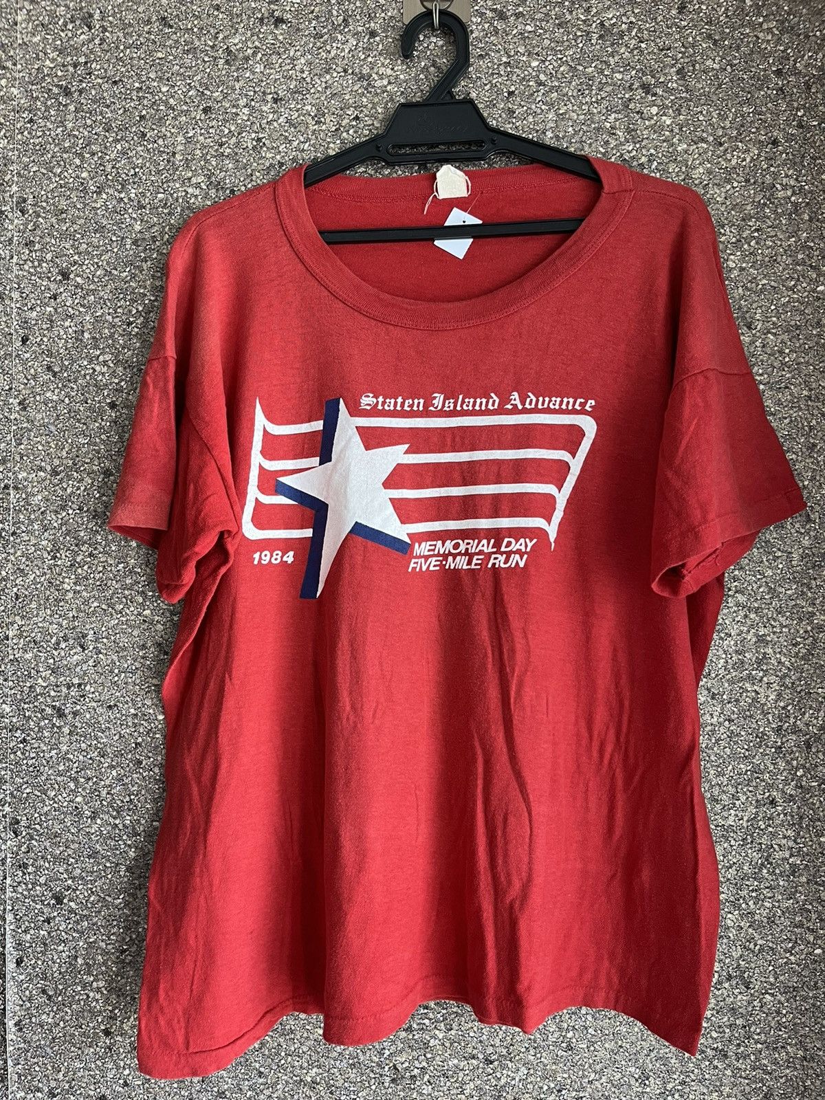 Image of Vintage Staten Island Advance Ft37 in Red, Men's (Size XL)