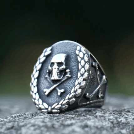 Jewelry × Vintage Gothic Biker Punk Calvarium Skull Ring Size ONE SIZE - 1 Thumbnail