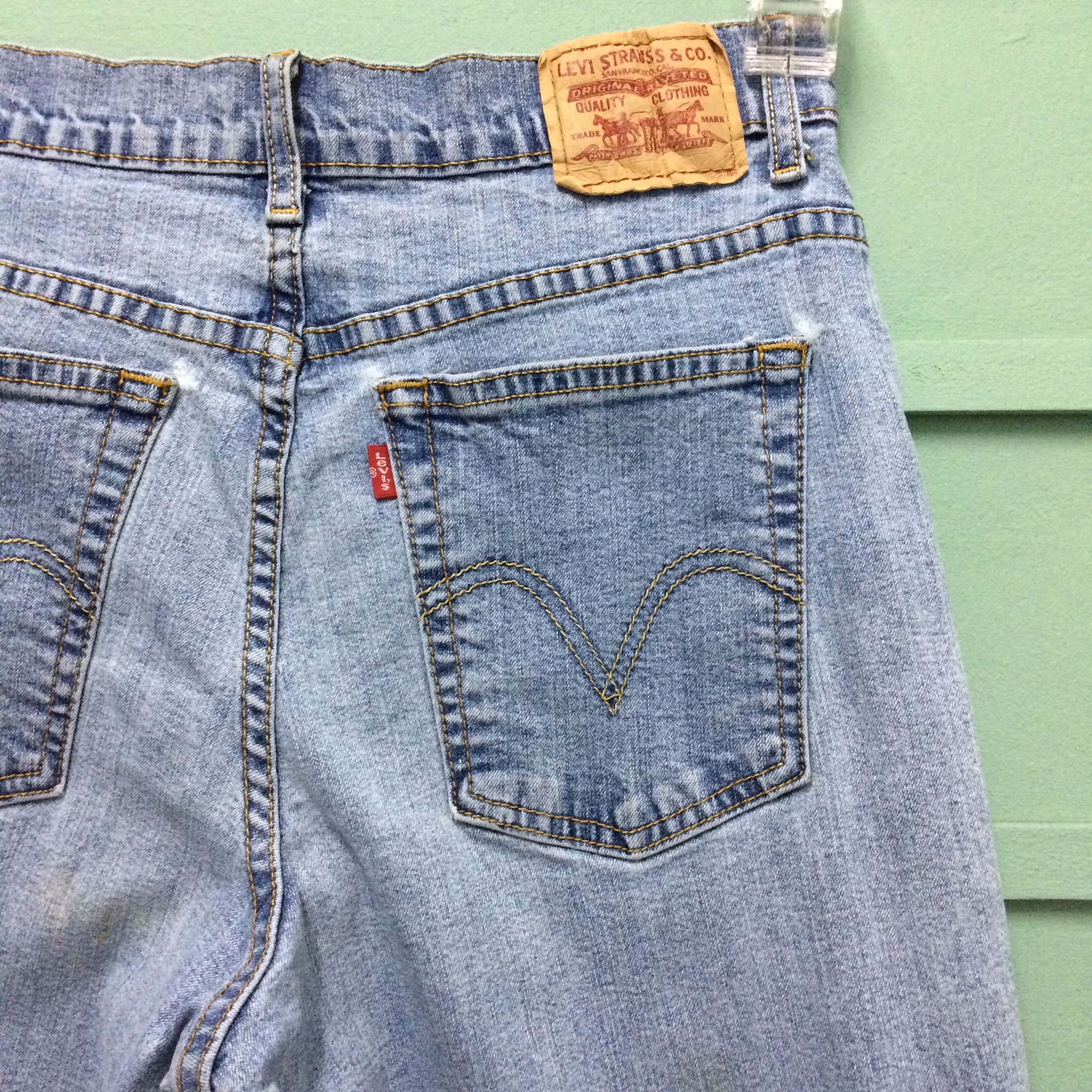Levi's × Vintage Vintage Distressed Levis 550 Relaxed Bootcut Jeans #B-155 Size US 29 - 8 Thumbnail