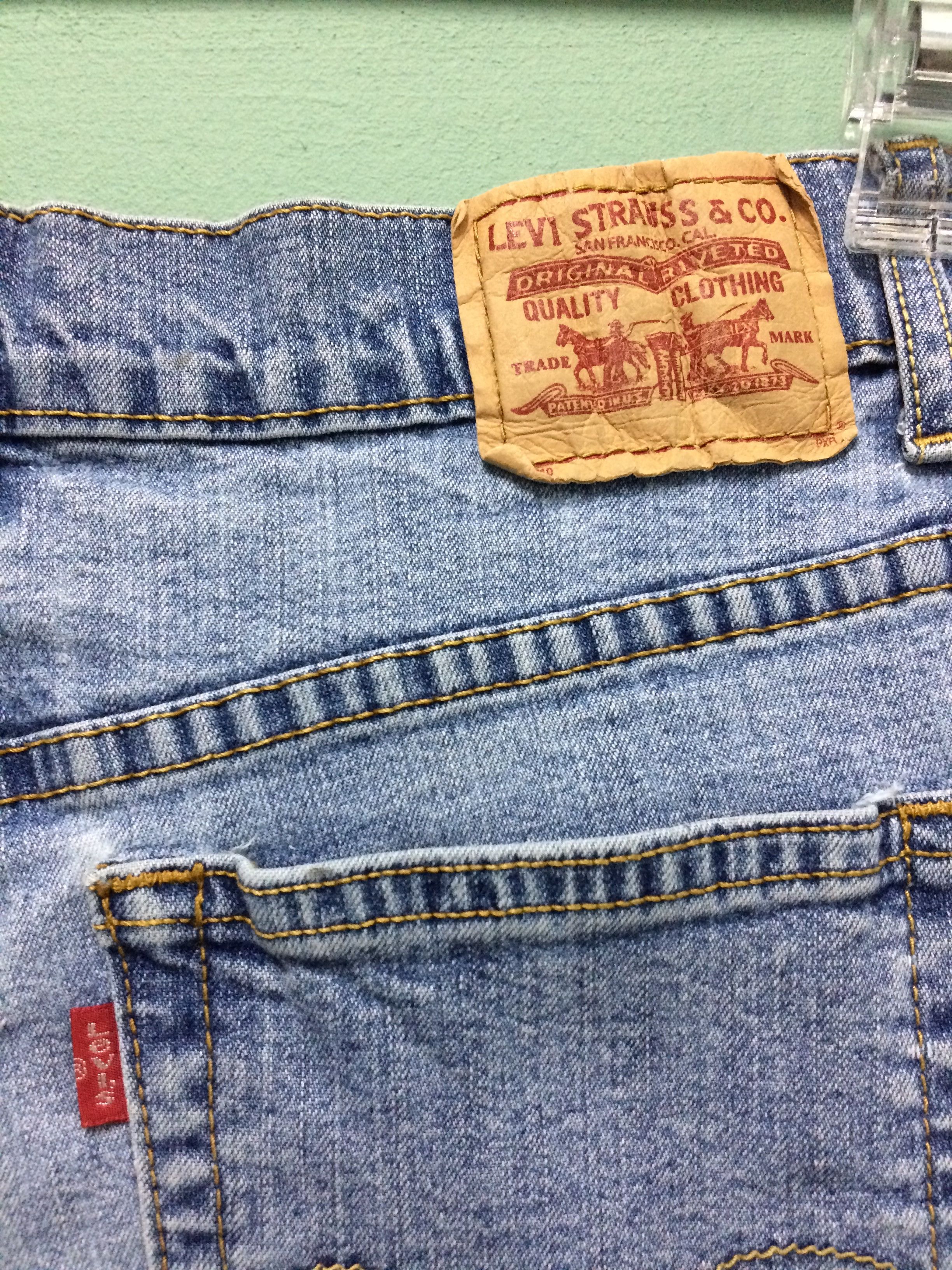 Levi's × Vintage Vintage Distressed Levis 550 Relaxed Bootcut Jeans #B-155 Size US 29 - 9 Thumbnail