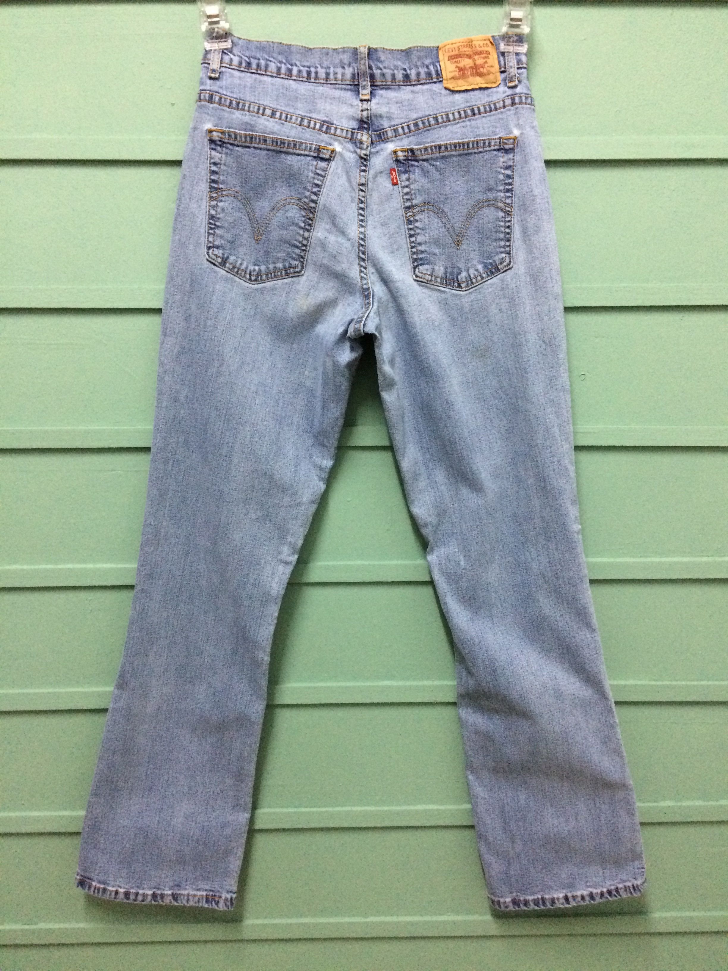 Levi's × Vintage Vintage Distressed Levis 550 Relaxed Bootcut Jeans #B-155 Size US 29 - 6 Thumbnail