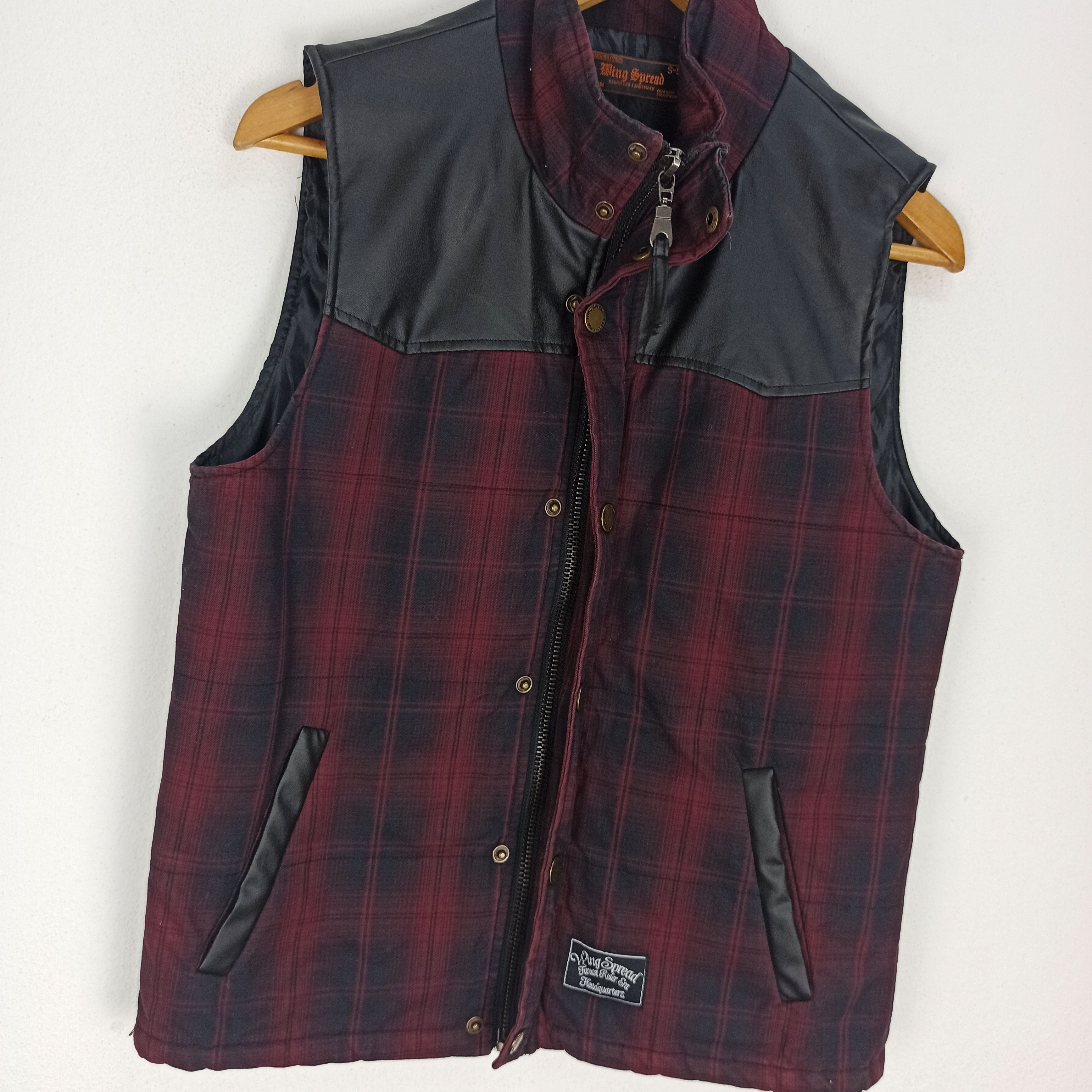 Beauty Beast Japanese Brand Vest Jacket Wing Spread Down for Live Size US M / EU 48-50 / 2 - 7 Thumbnail