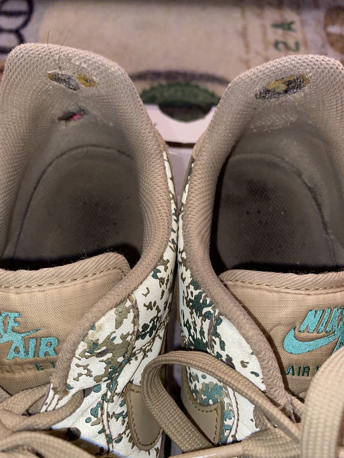 Nike Nike Air Force 1 Low Desert Camo Team Gold 2017 Size US 9 / EU 42 - 6 Thumbnail