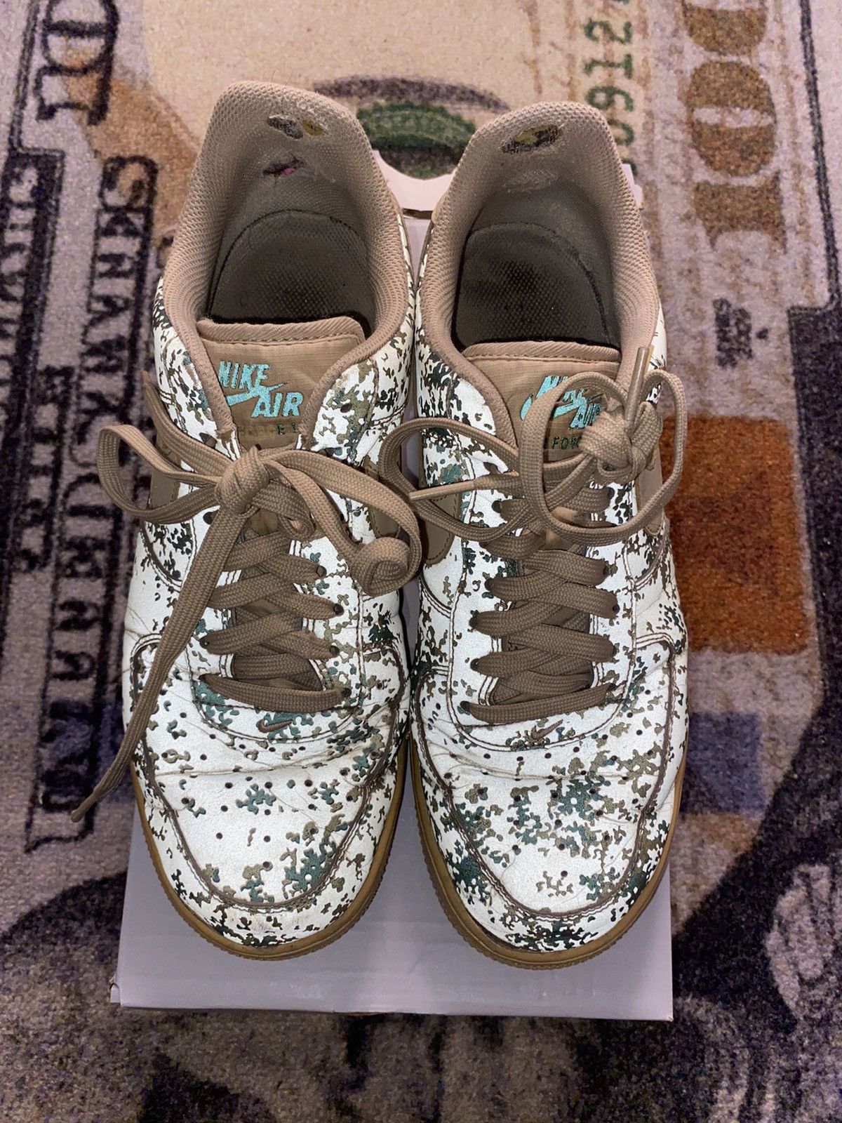 Nike Nike Air Force 1 Low Desert Camo Team Gold 2017 Size US 9 / EU 42 - 4 Thumbnail