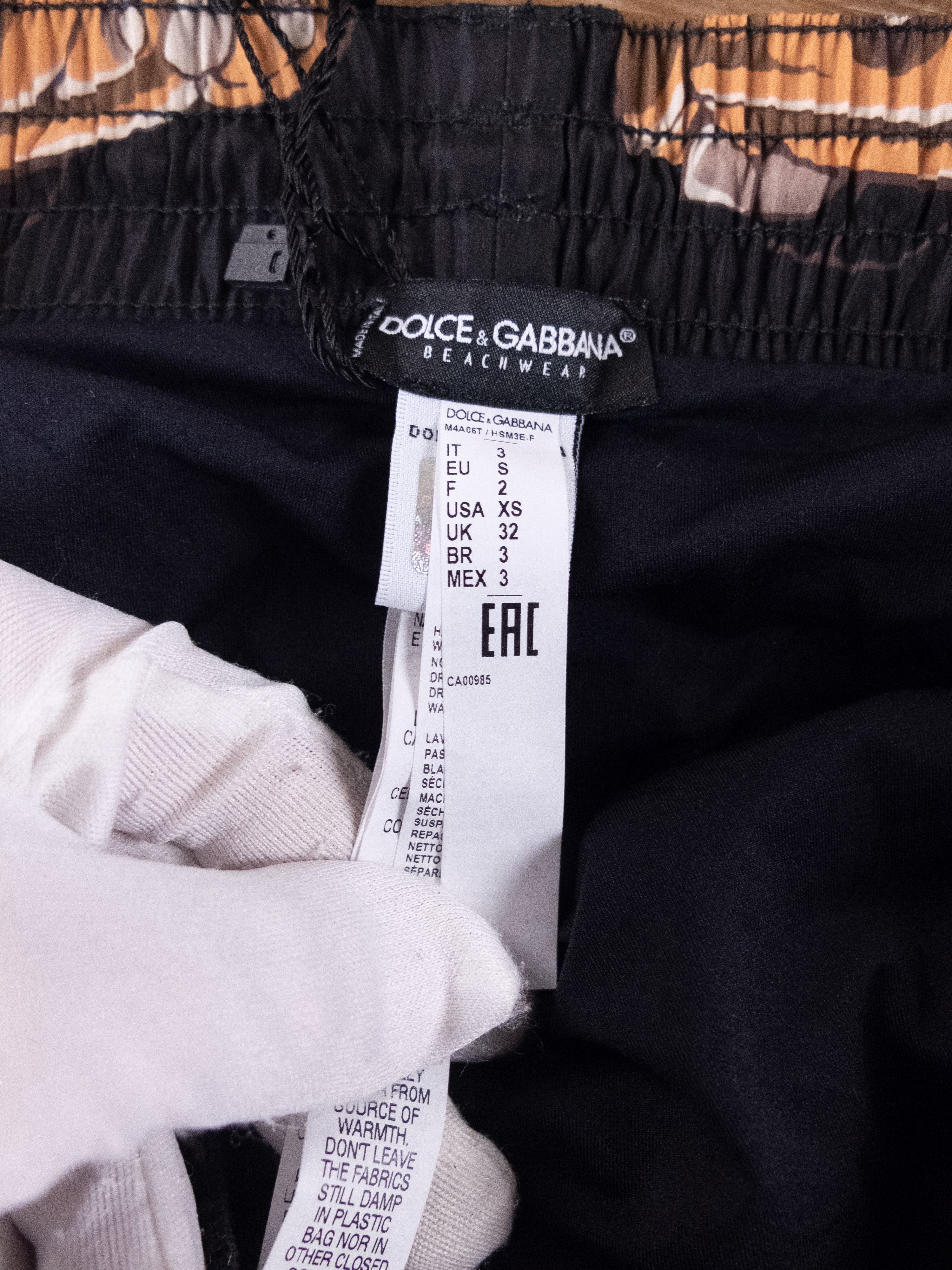Dolce & Gabbana $465 DOLCE & GABBANA black car swim shorts - 3 / XS / 30 US Size US 30 / EU 46 - 8 Thumbnail