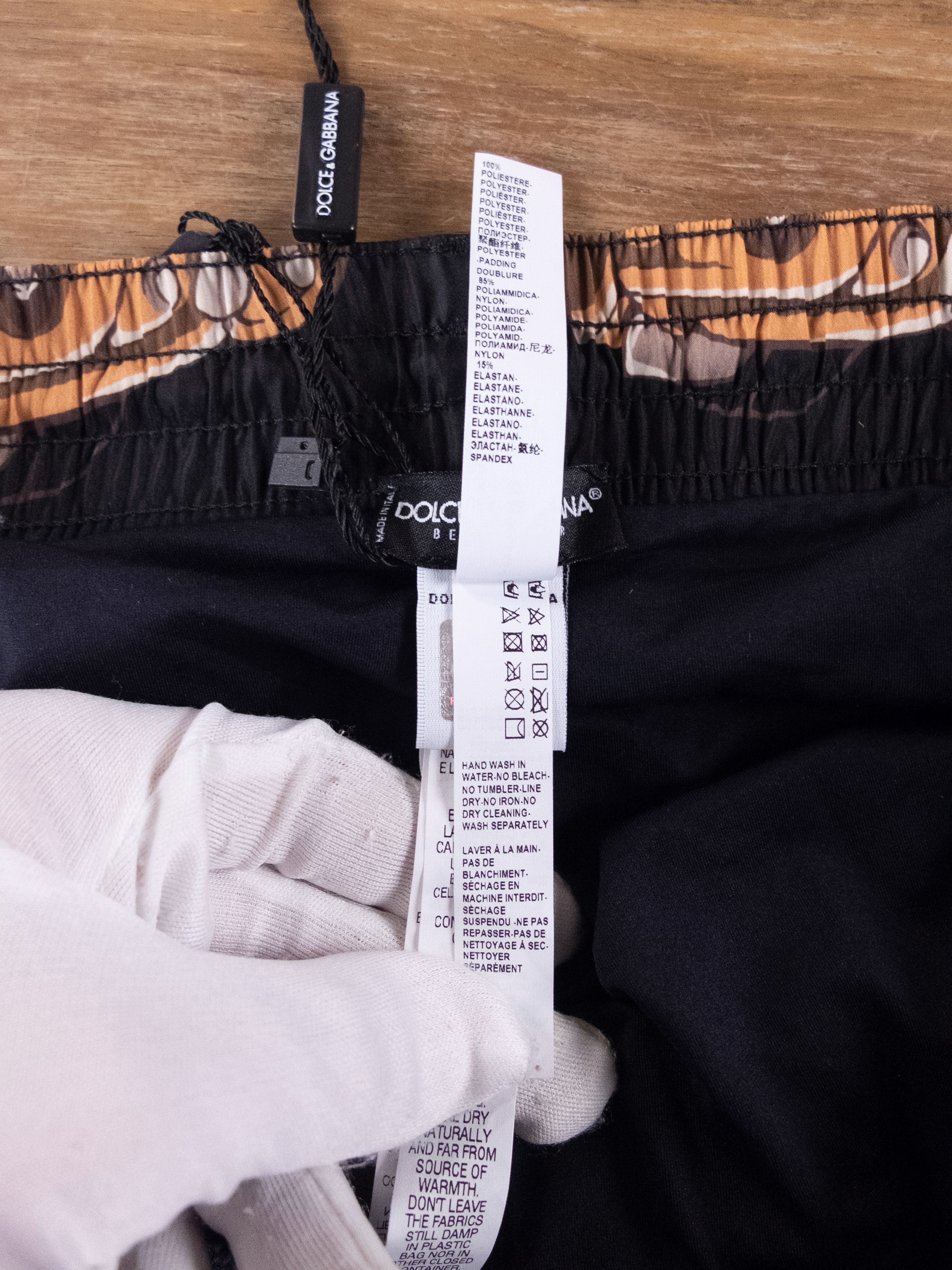 Dolce & Gabbana $465 DOLCE & GABBANA black car swim shorts - 3 / XS / 30 US Size US 30 / EU 46 - 9 Thumbnail