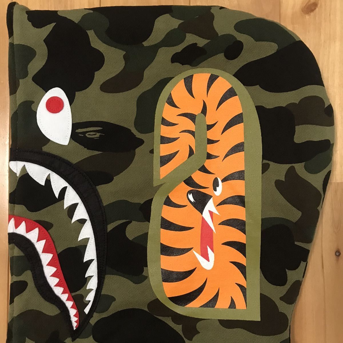 Bape BAPE 1st camo green shark full zip hoodie a bathing ape Size US M / EU 48-50 / 2 - 5 Thumbnail