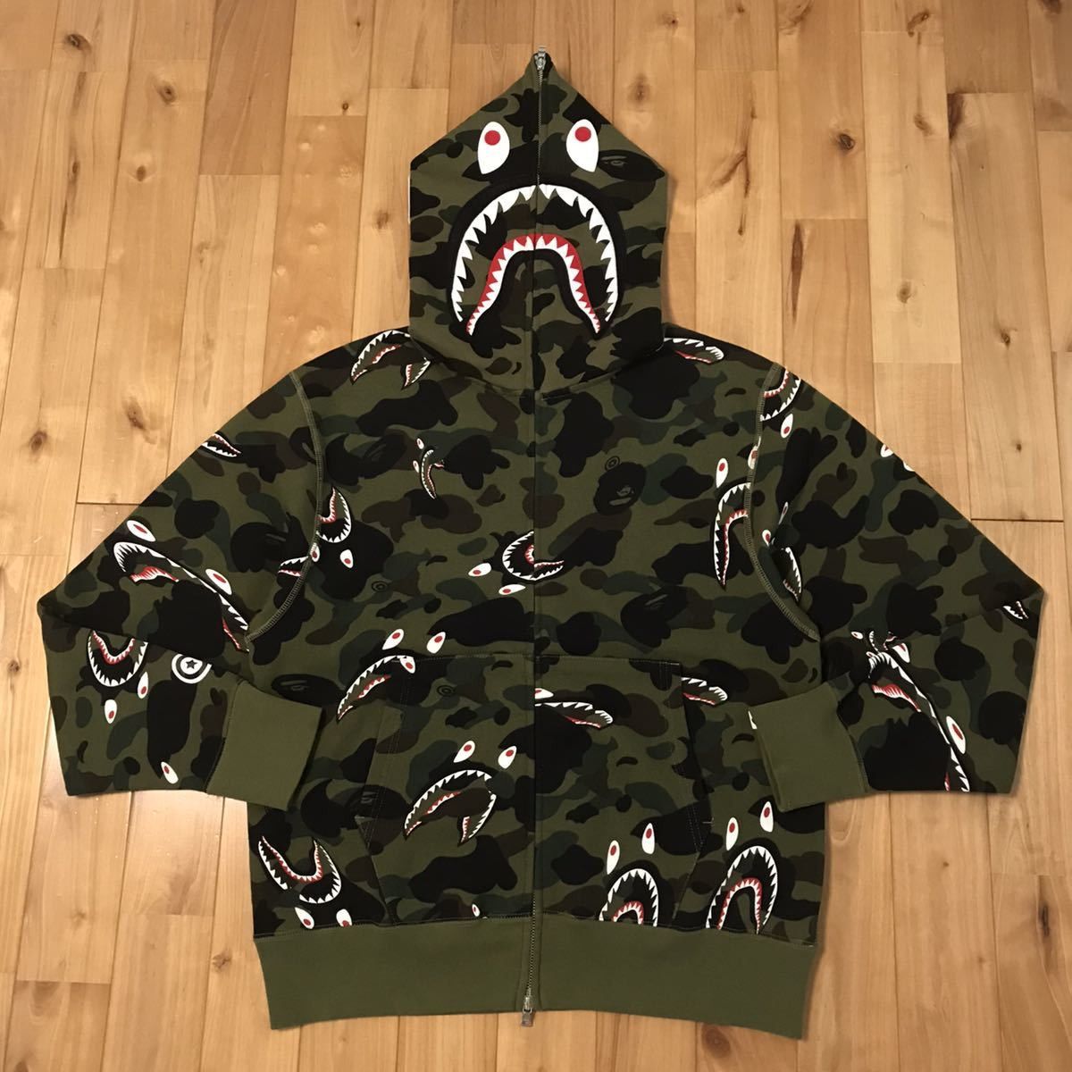 Bape BAPE 1st camo green shark full zip hoodie a bathing ape Size US M / EU 48-50 / 2 - 1 Thumbnail