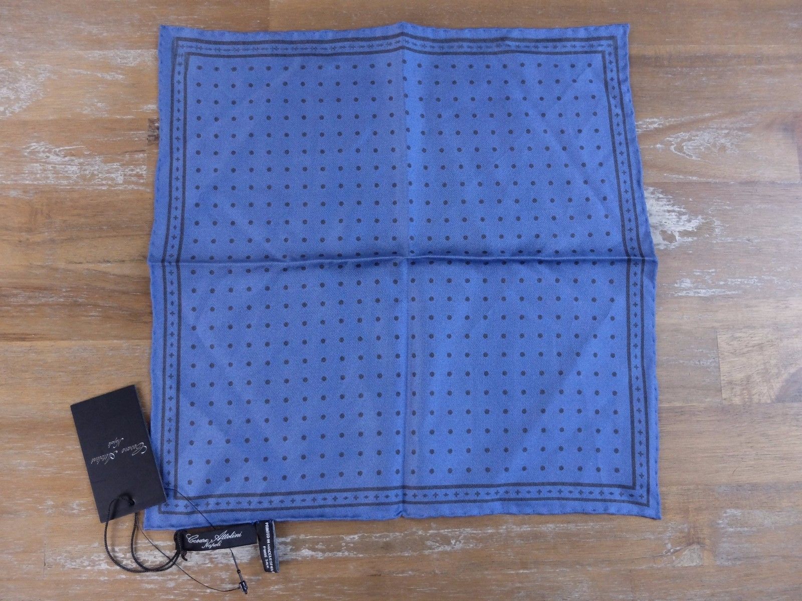 Cesare Attolini CESARE ATTOLINI blue silk polka dots pocket square q Size ONE SIZE - 1 Thumbnail