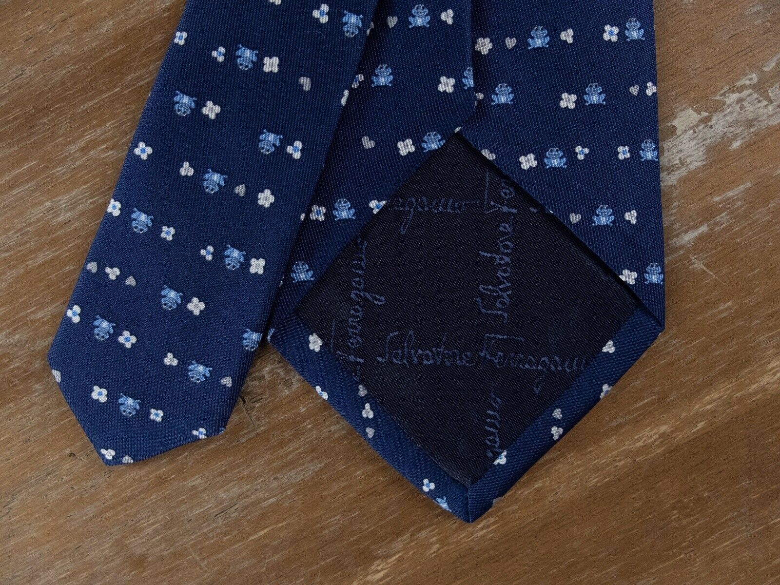 Salvatore Ferragamo SALVATORE FERRAGAMO navy blue frog flower print silk tie Size ONE SIZE - 4 Thumbnail