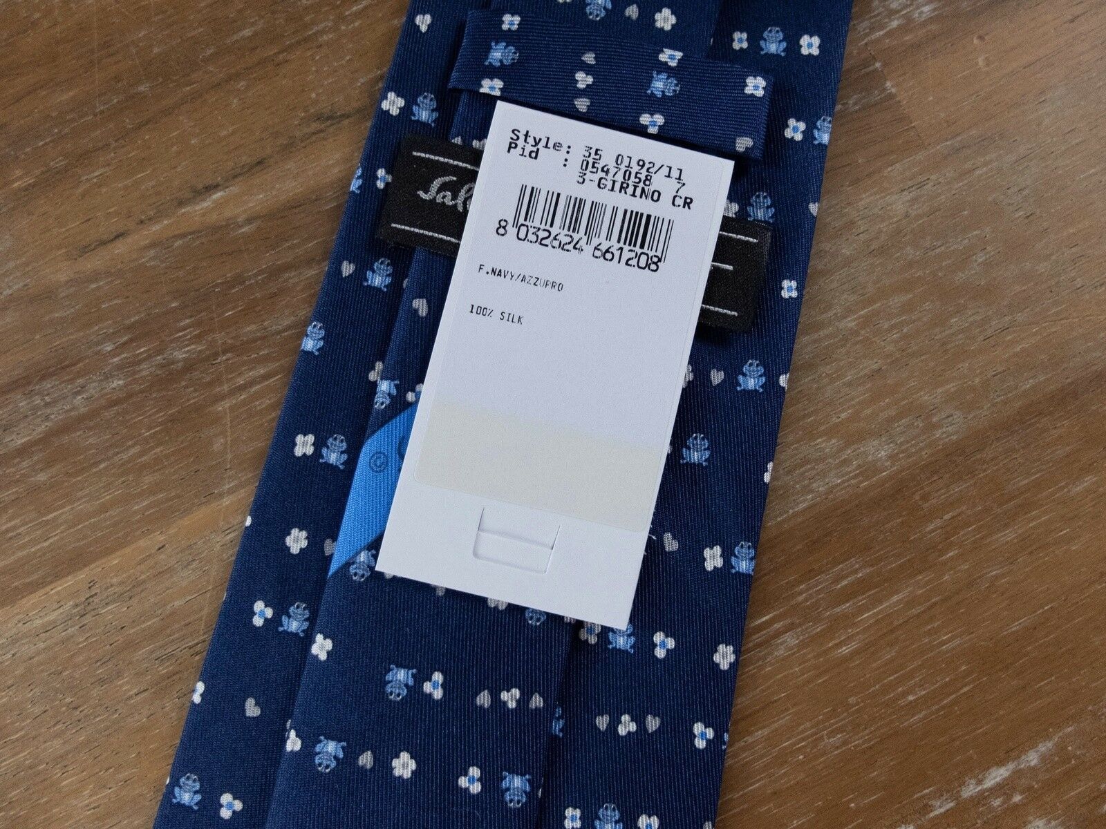 Salvatore Ferragamo SALVATORE FERRAGAMO navy blue frog flower print silk tie Size ONE SIZE - 3 Thumbnail