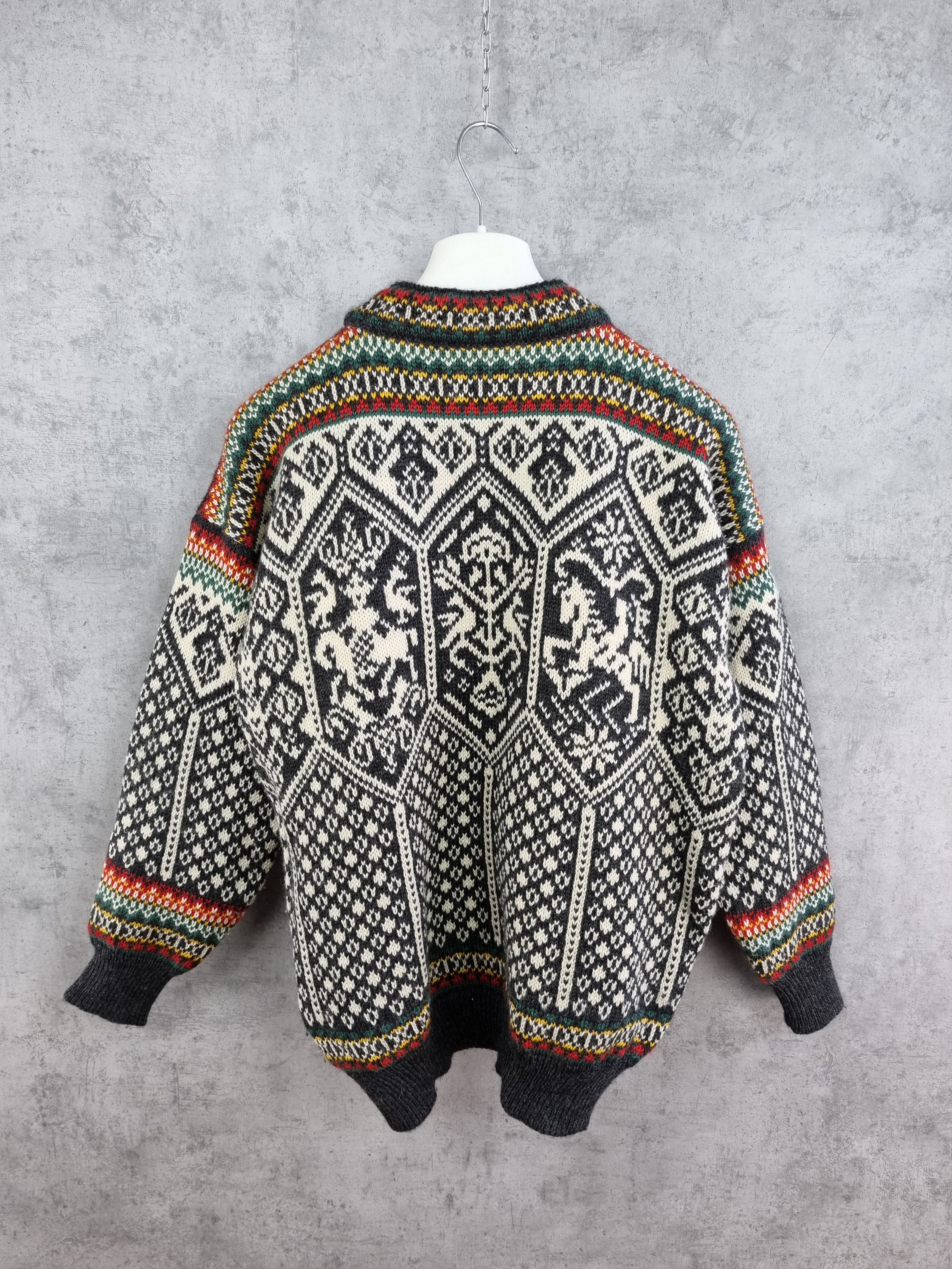 Dale Of Norway × Vintage Vintage 90s Heavy Wool Beautiful Knitwear Sweater Size US M / EU 48-50 / 2 - 4 Thumbnail