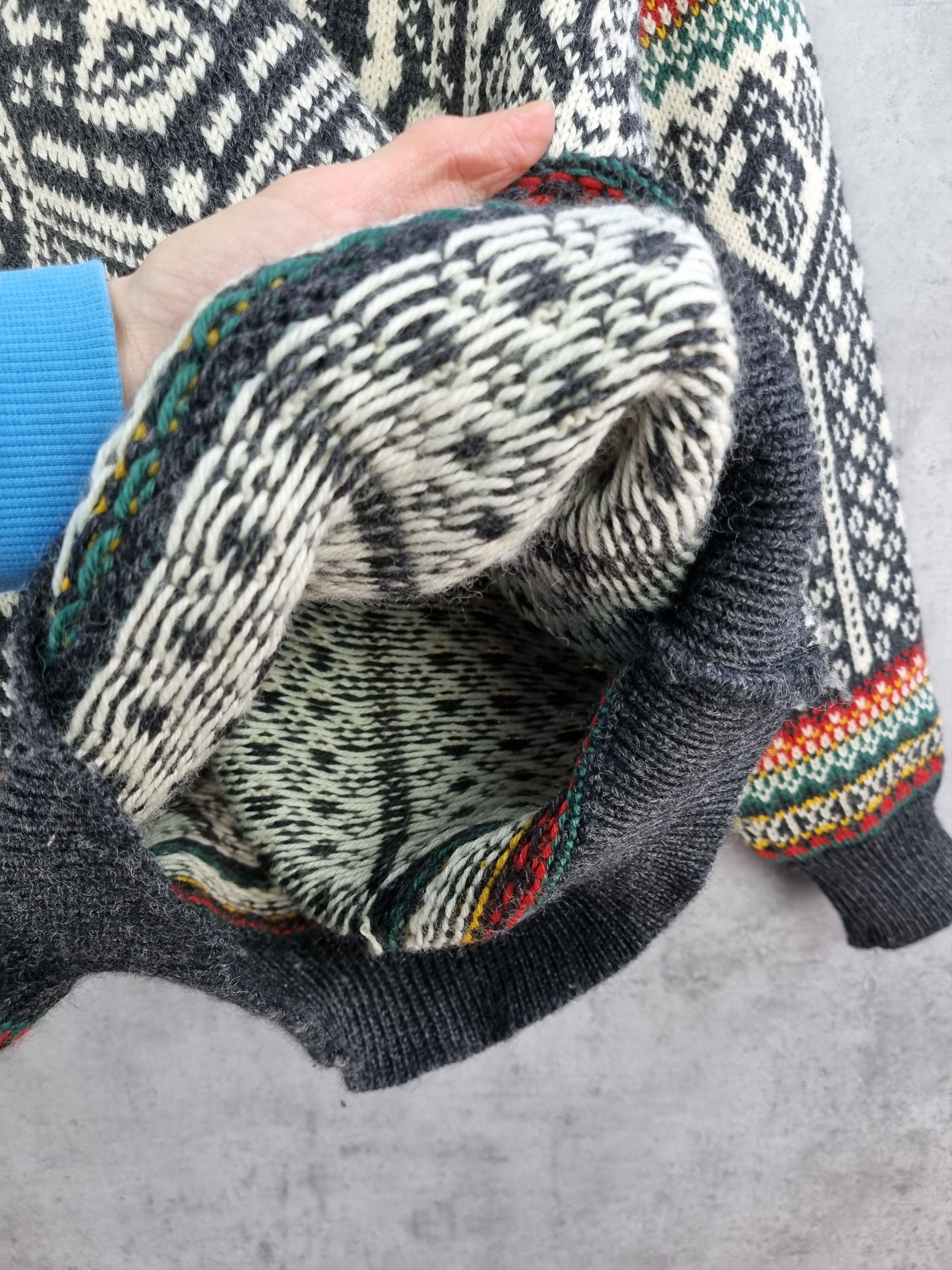 Dale Of Norway × Vintage Vintage 90s Heavy Wool Beautiful Knitwear Sweater Size US M / EU 48-50 / 2 - 13 Thumbnail