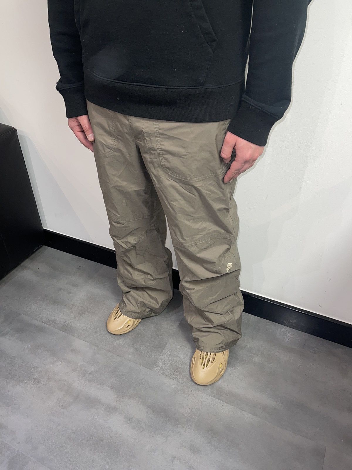 Nike ACG Nike ACG Small Logo Swamp Green Technical Ski Pants Size US 36 / EU 52 - 4 Thumbnail