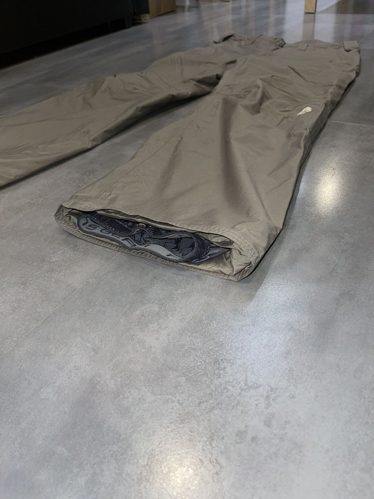 Nike ACG Nike ACG Small Logo Swamp Green Technical Ski Pants Size US 36 / EU 52 - 11 Thumbnail
