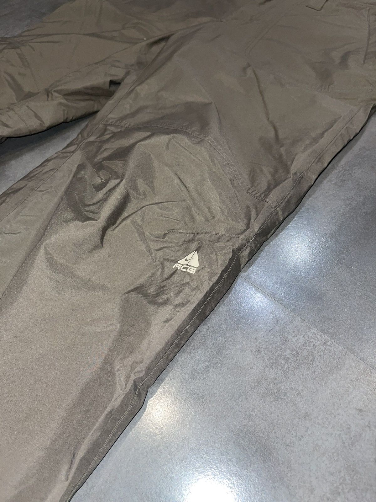 Nike ACG Nike ACG Small Logo Swamp Green Technical Ski Pants Size US 36 / EU 52 - 9 Thumbnail