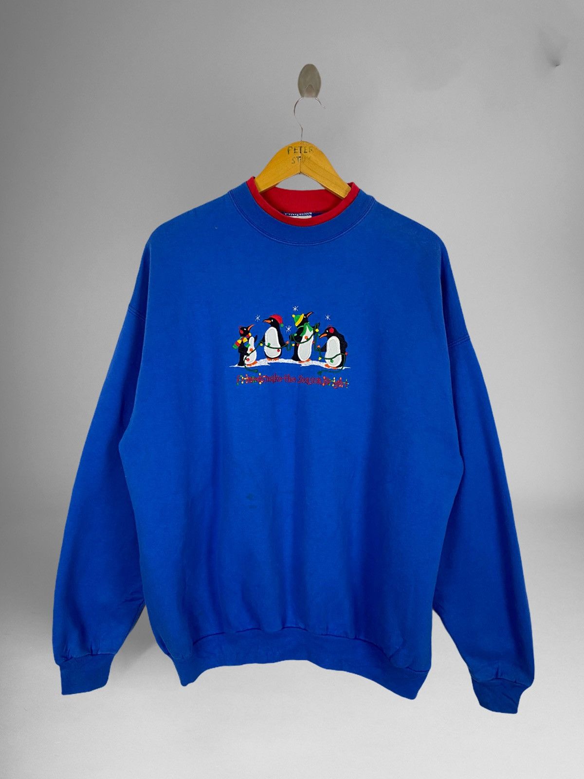 VINTAGE FRIENDS MAKE THE SEASON BRIGHT SWEATER