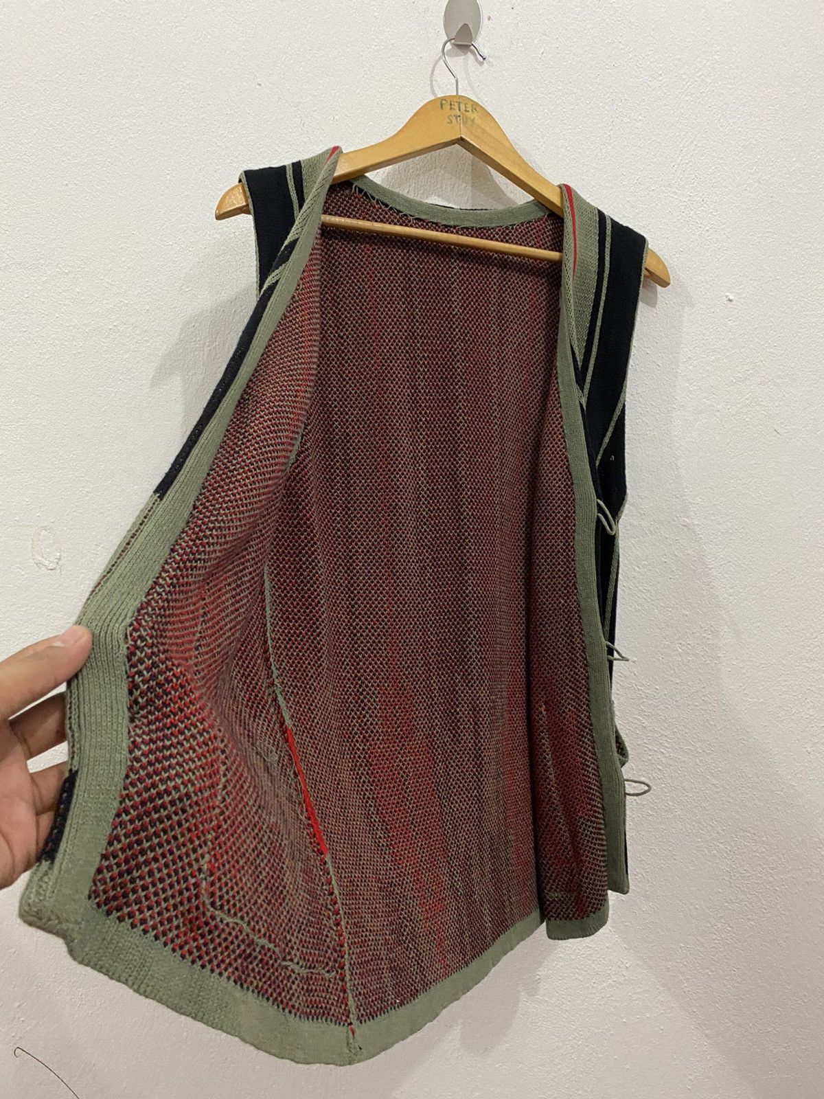 The Unbranded Brand Knitwear Vest Custom Brand Nice Design Size US S / EU 44-46 / 1 - 7 Thumbnail