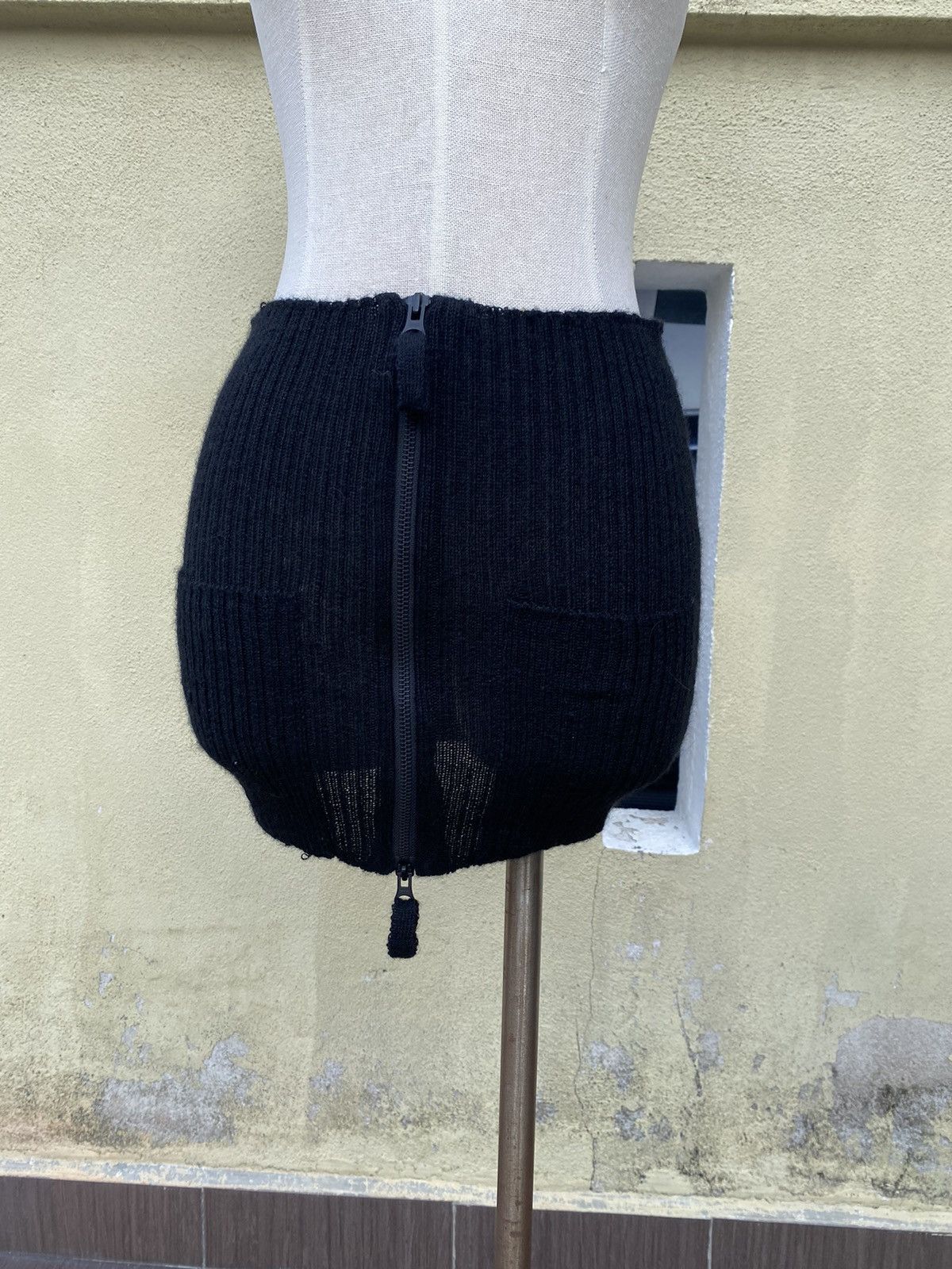 Jean Paul Gaultier knit skirt Size 27" / US 4 / IT 40 - 1 Thumbnail