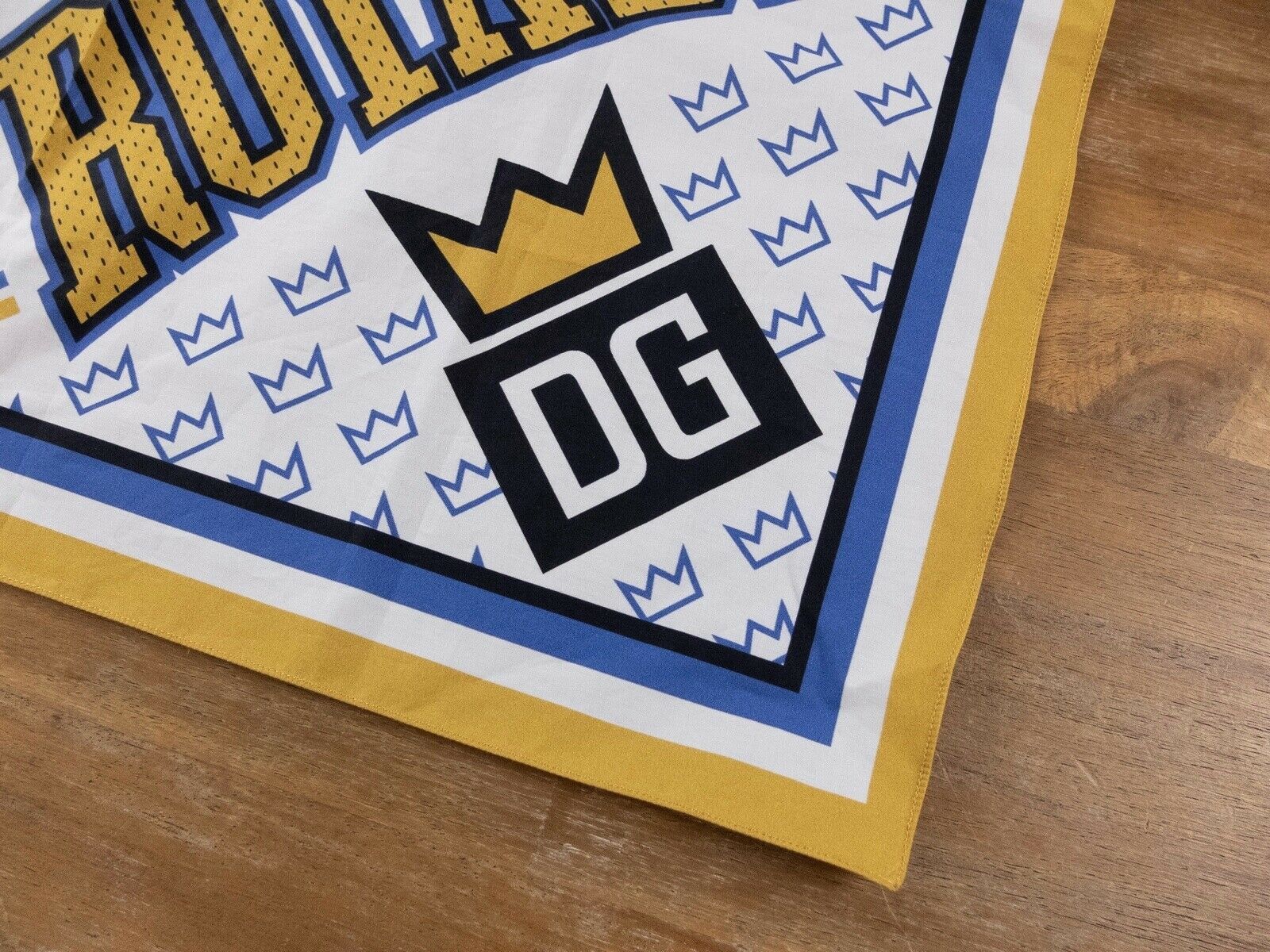 Dolce & Gabbana DOLCE & GABBANA Royals large cotton pocket square bandana Size ONE SIZE - 2 Thumbnail