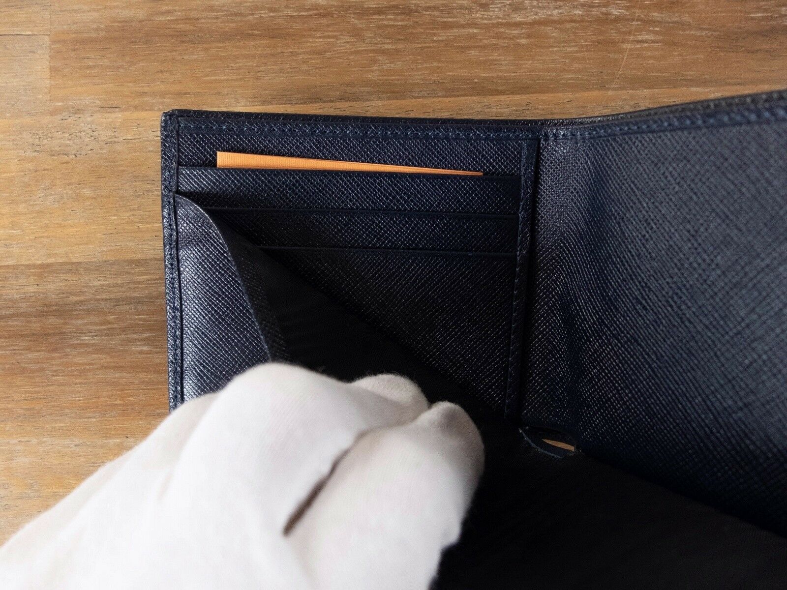 Tod's TOD'S navy blue leather bifold wallet authentic Tods Size ONE SIZE - 6 Thumbnail