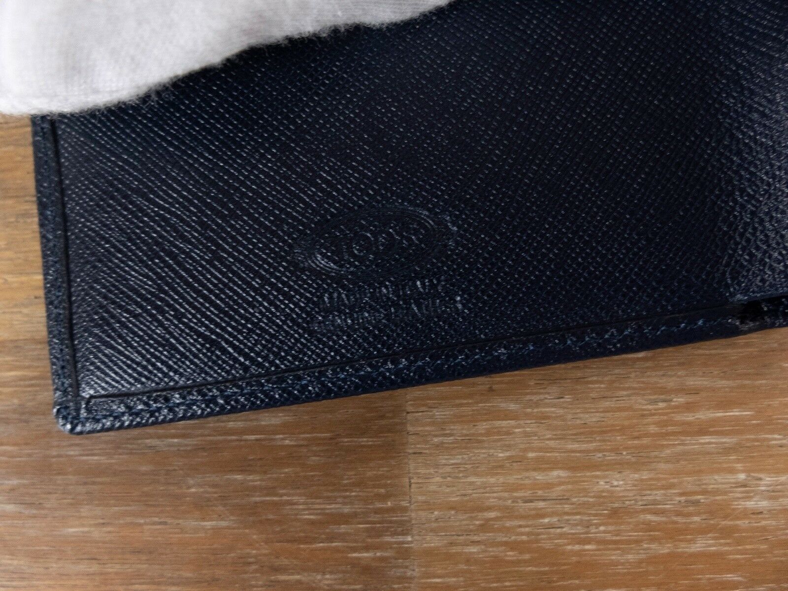 Tod's TOD'S navy blue leather bifold wallet authentic Tods Size ONE SIZE - 4 Thumbnail