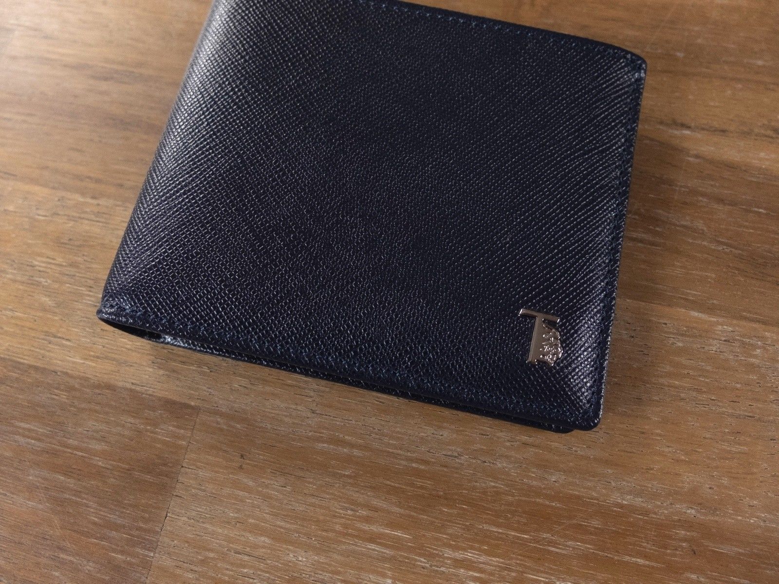 Tod's TOD'S navy blue leather bifold wallet authentic Tods Size ONE SIZE - 2 Thumbnail