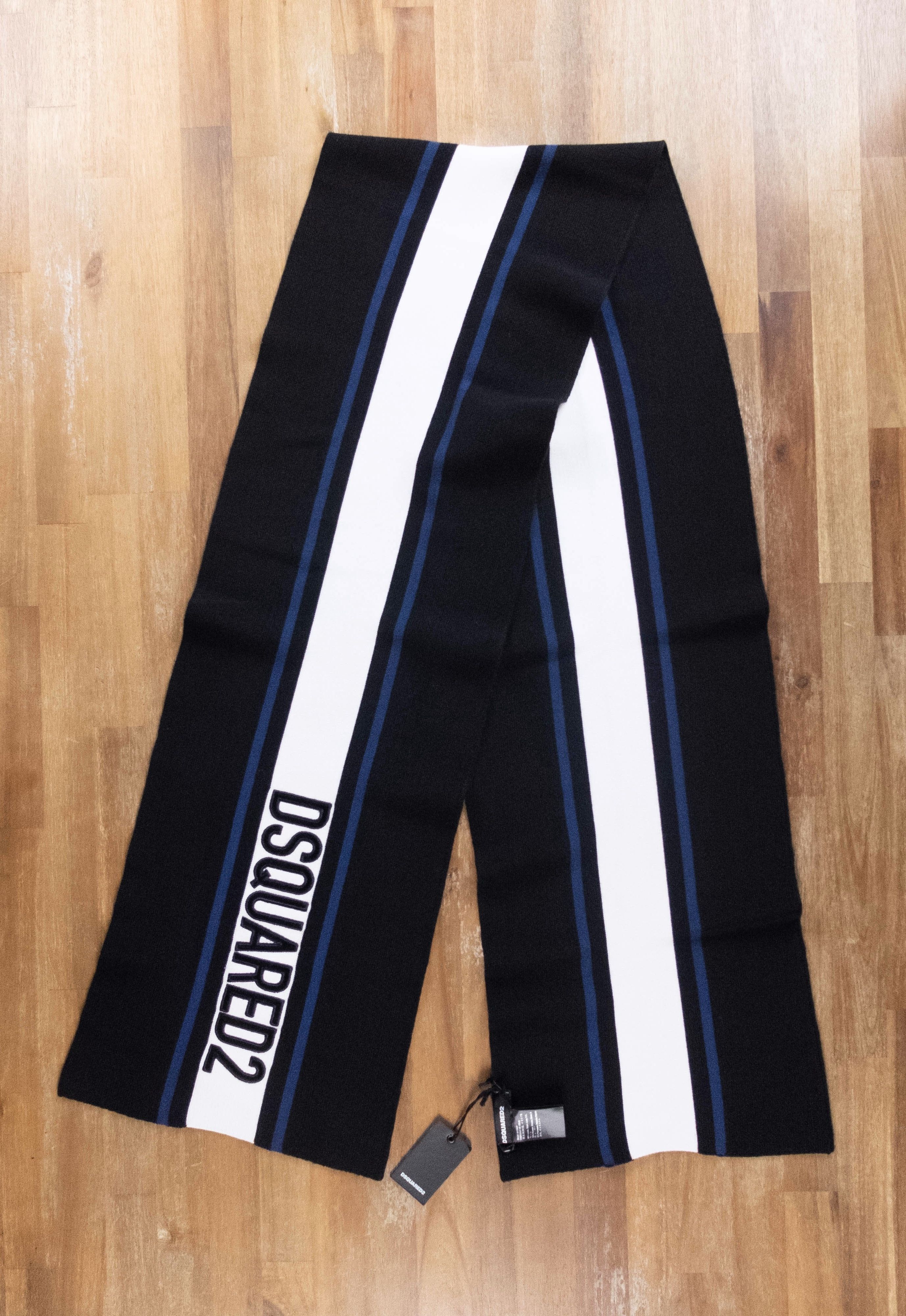 Dsquared2 $385 DSQUARED2 black logo embroidered wool blend scarf NWT Size ONE SIZE - 2 Thumbnail