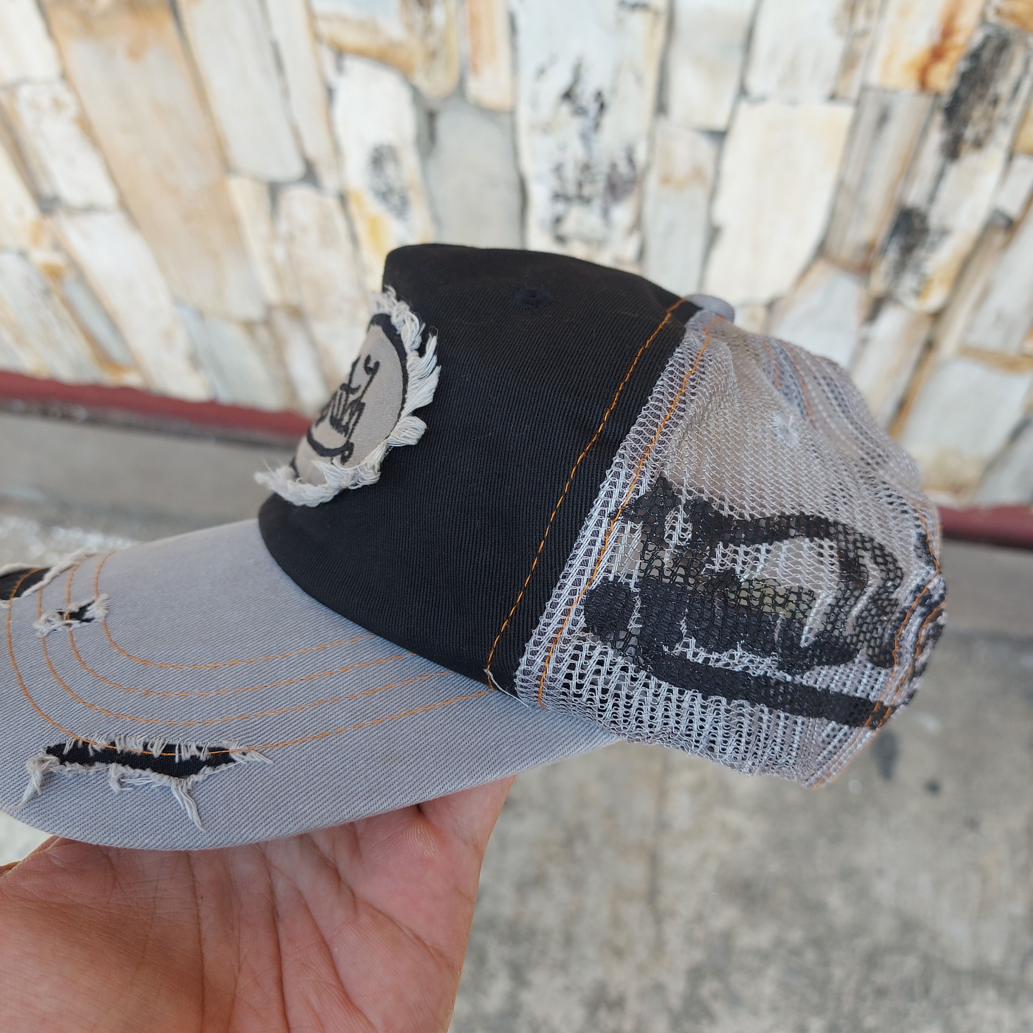 Von Dutch 2000s Von Dutch Hat Size ONE SIZE - 6 Thumbnail