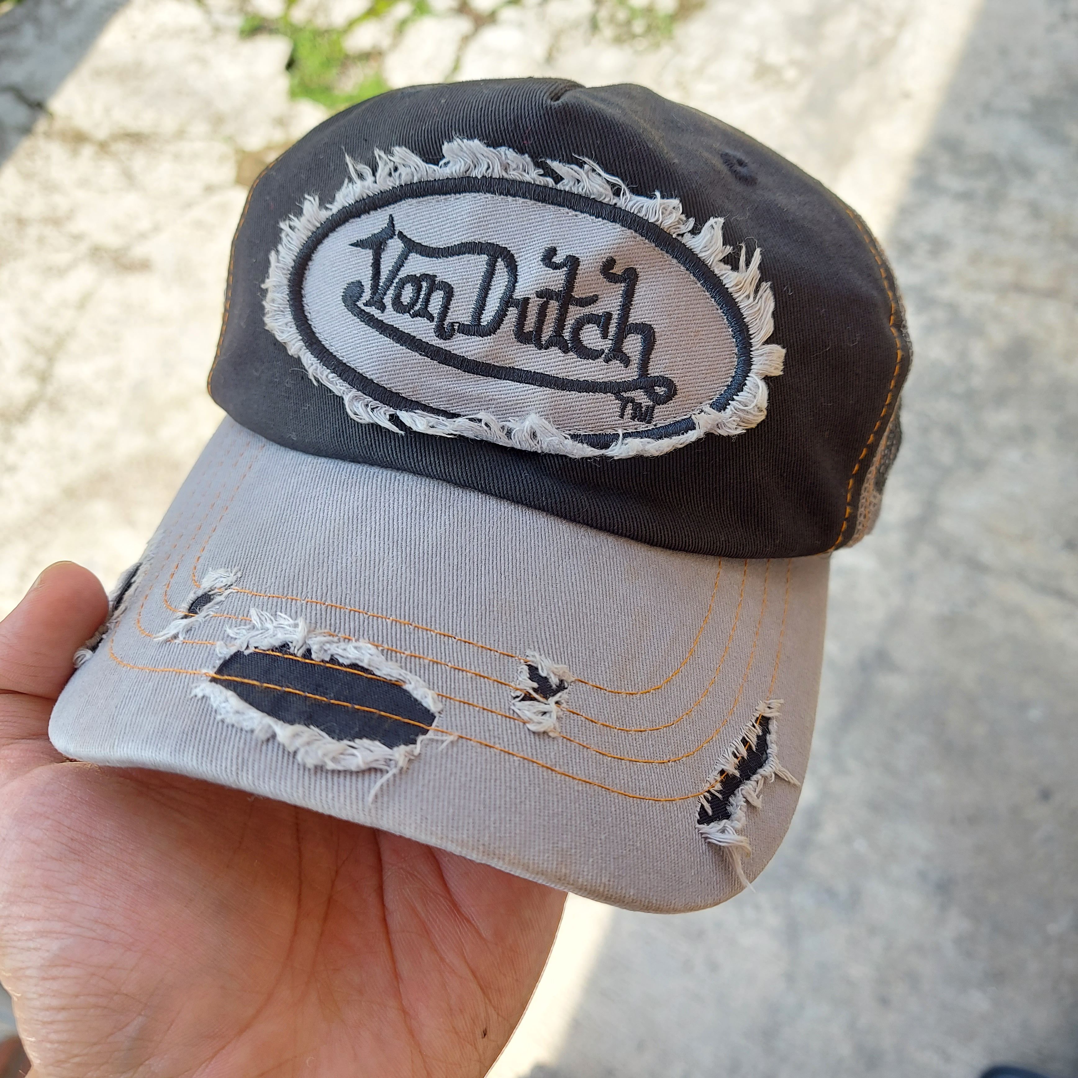 Von Dutch 2000s Von Dutch Hat Size ONE SIZE - 1 Thumbnail