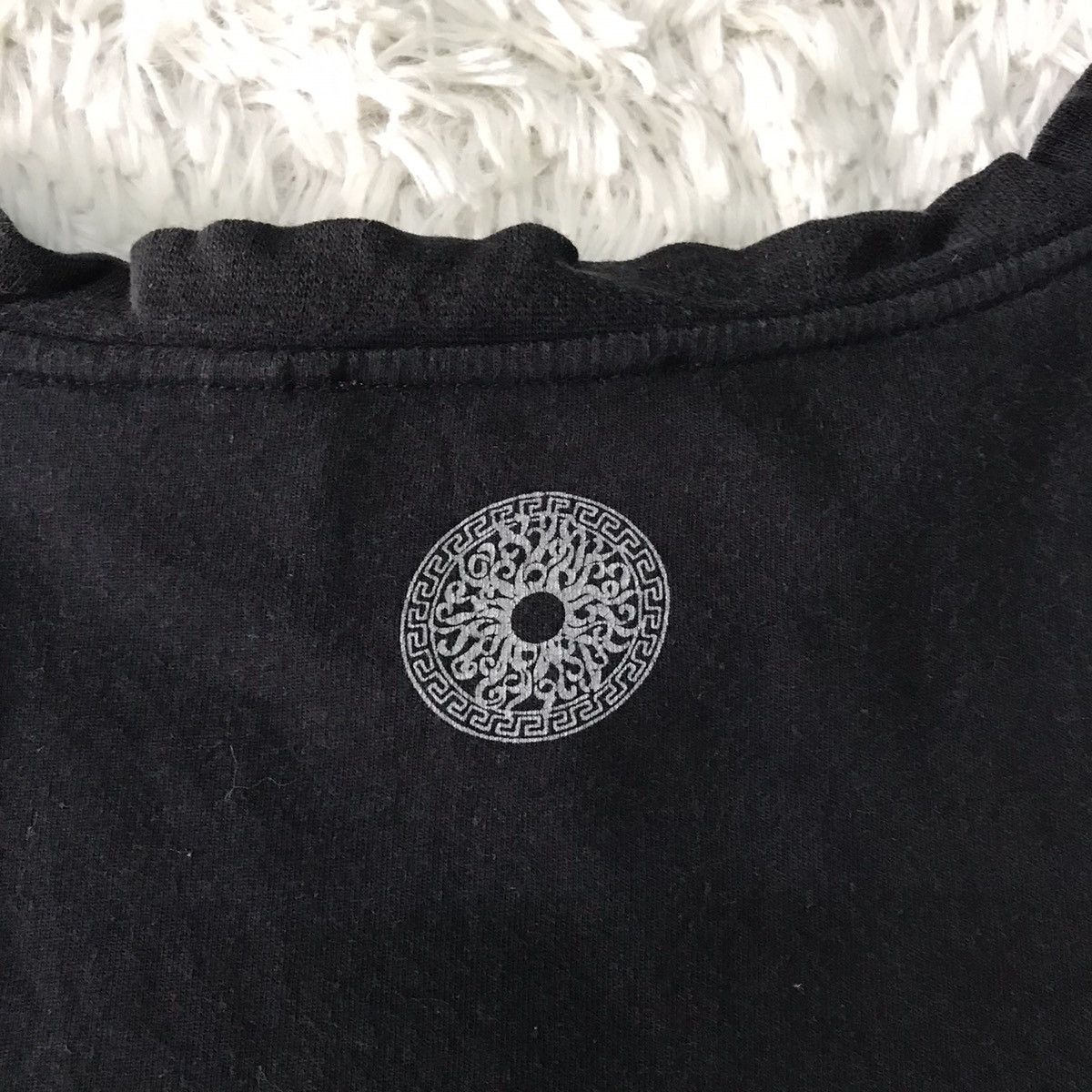 Versace 💥Steals💥Vtg Versace Classic V2 Tee Size US M / EU 48-50 / 2 - 14 Thumbnail