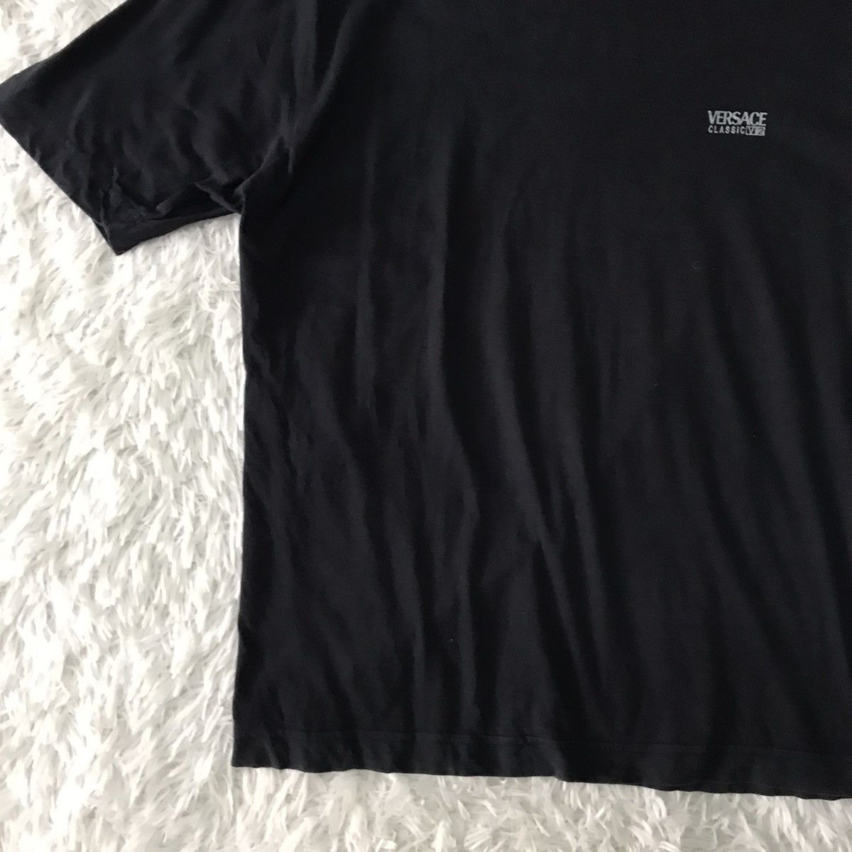 Versace 💥Steals💥Vtg Versace Classic V2 Tee Size US M / EU 48-50 / 2 - 3 Thumbnail
